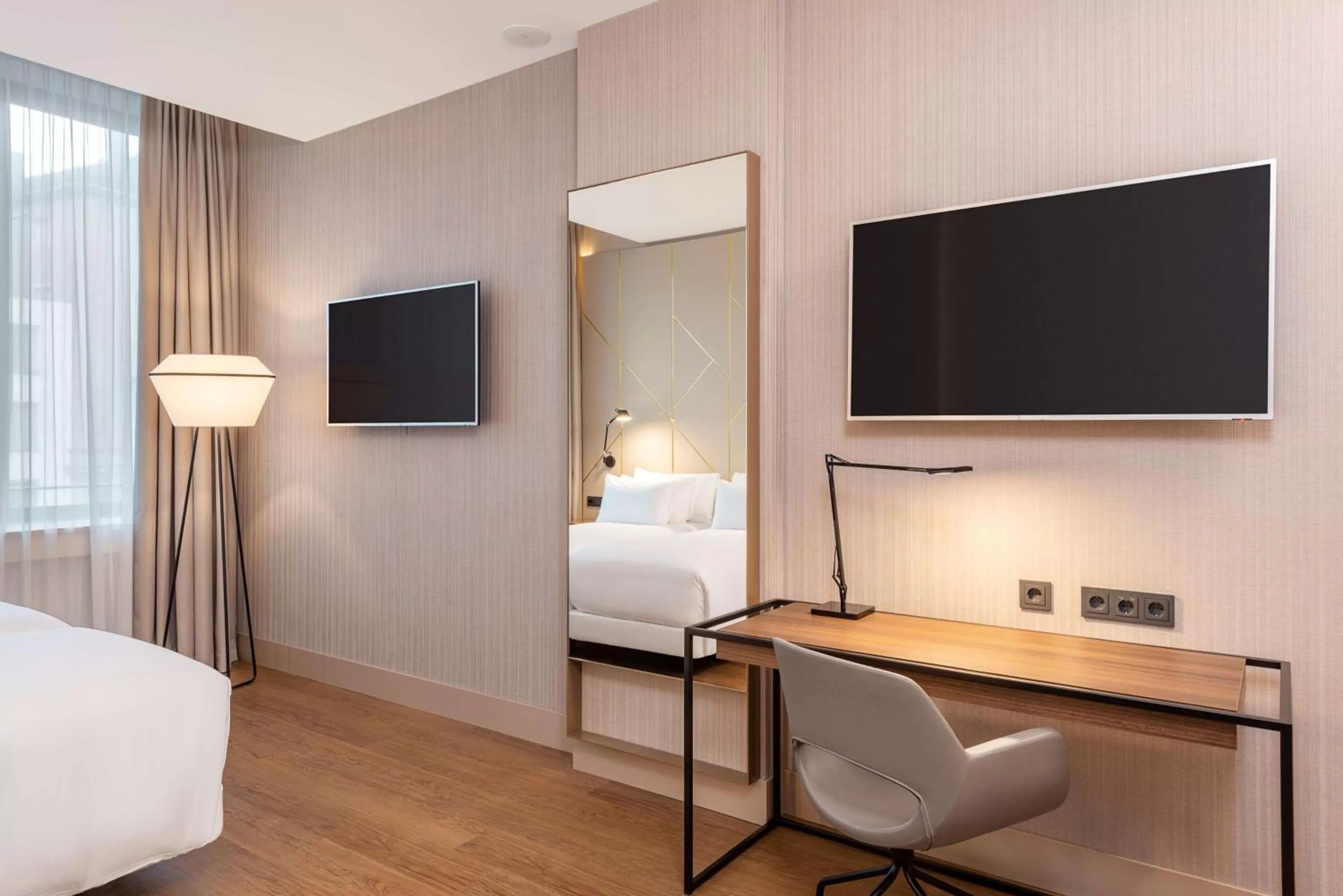 Bedroom, Bed in NH Collection München Bavaria