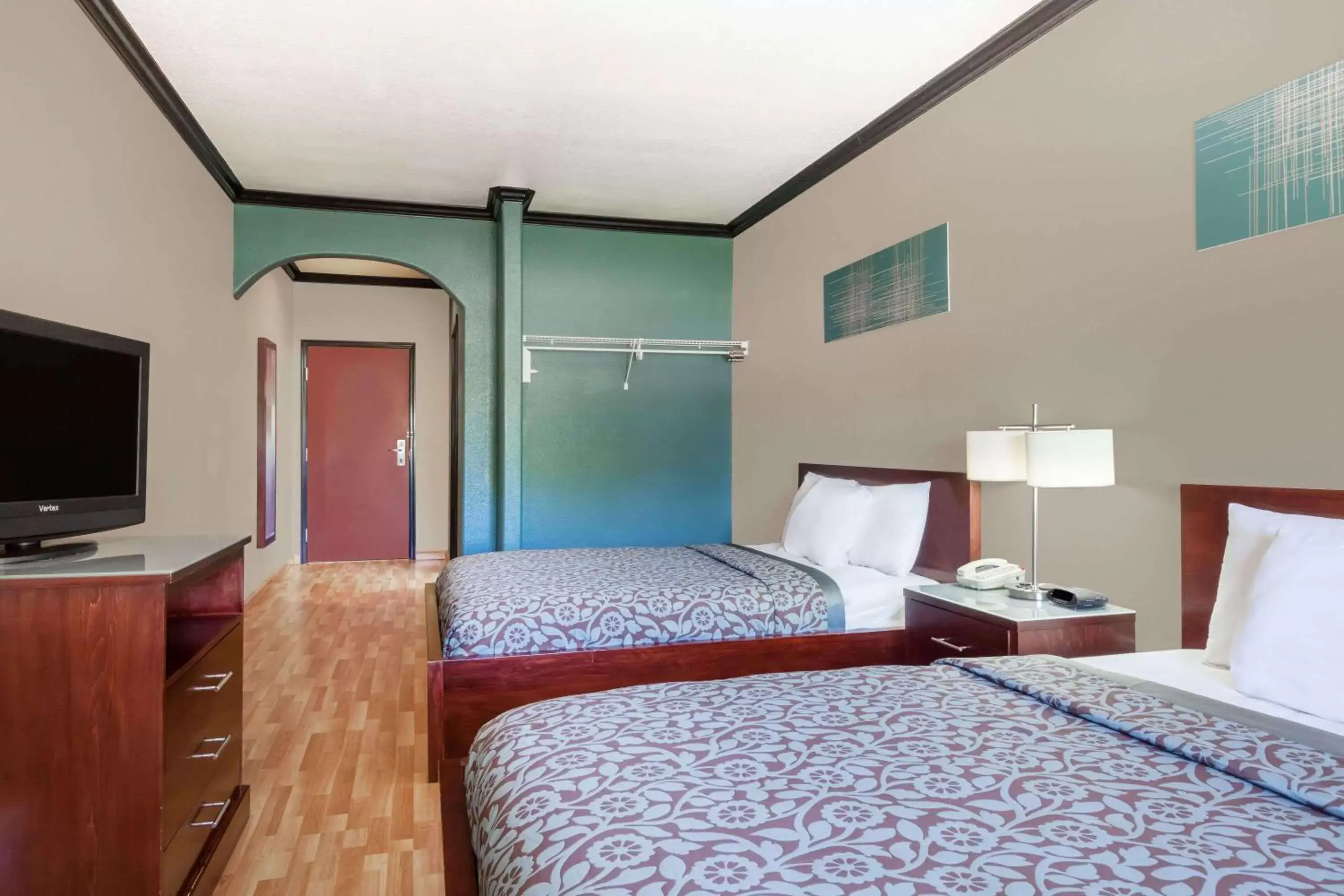 Photo of the whole room, Bed in Days Inn & Suites by Wyndham Marquez