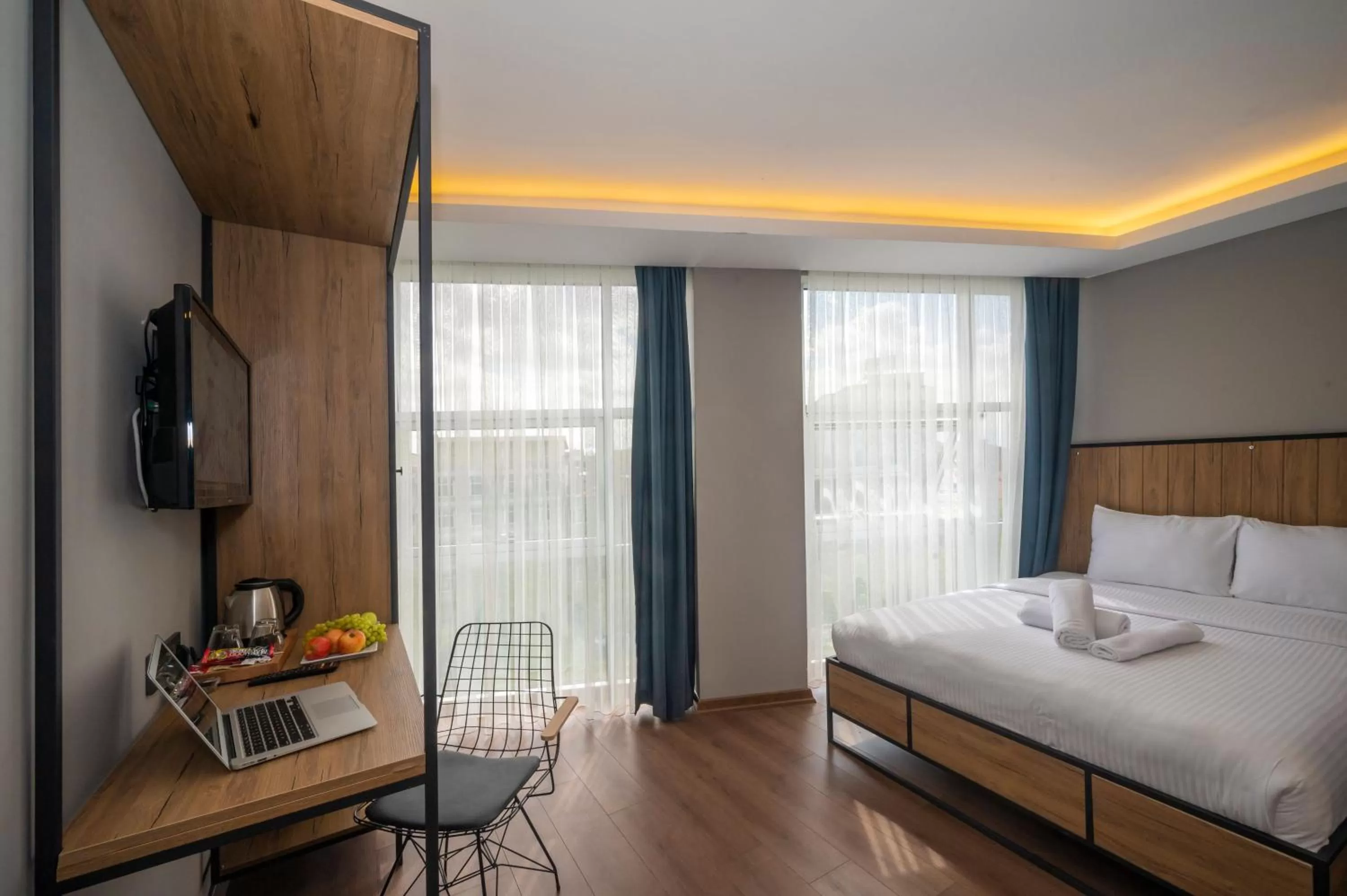 Coffee/tea facilities, Bed in Çorlu Dem Hotel