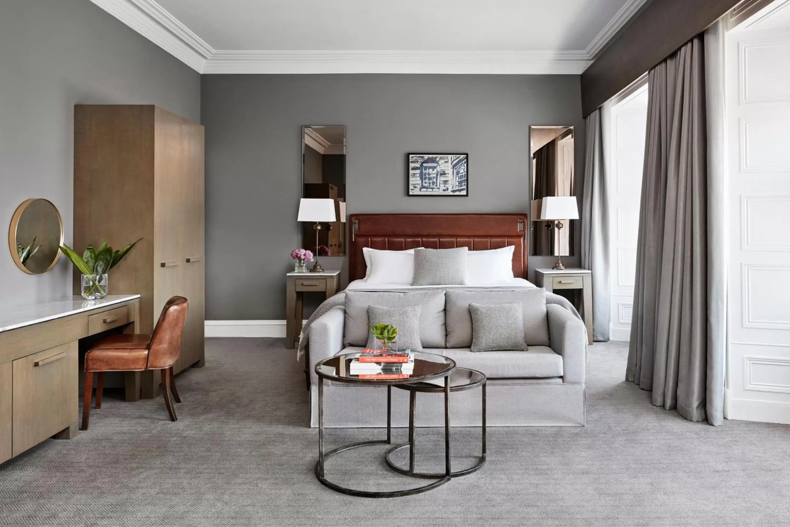 Photo of the whole room, Room Photo in Kimpton - Blythswood Square Hotel, an IHG Hotel