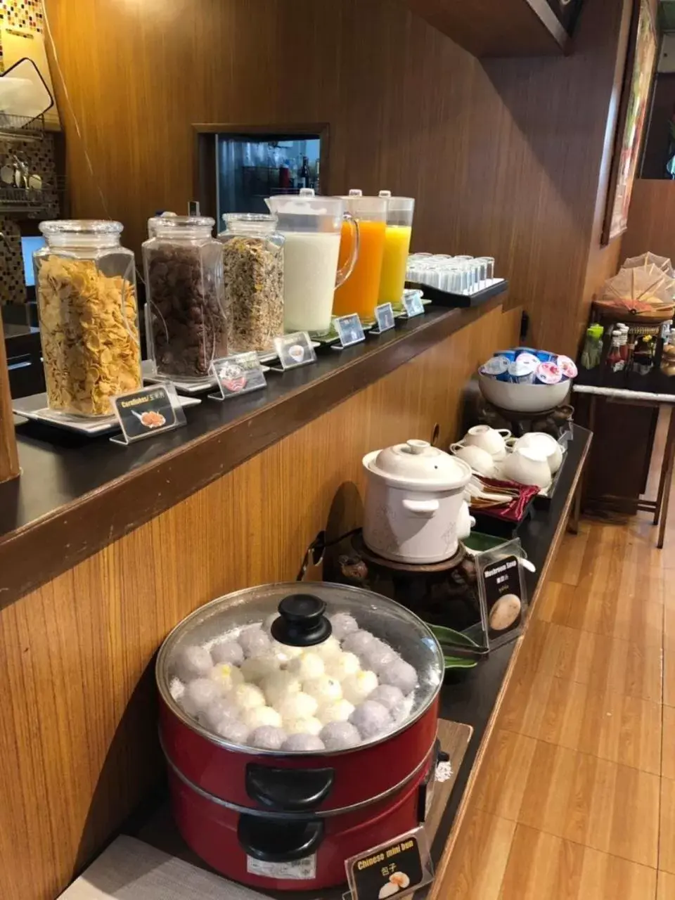 Breakfast, Food in Vieng Mantra Hotel