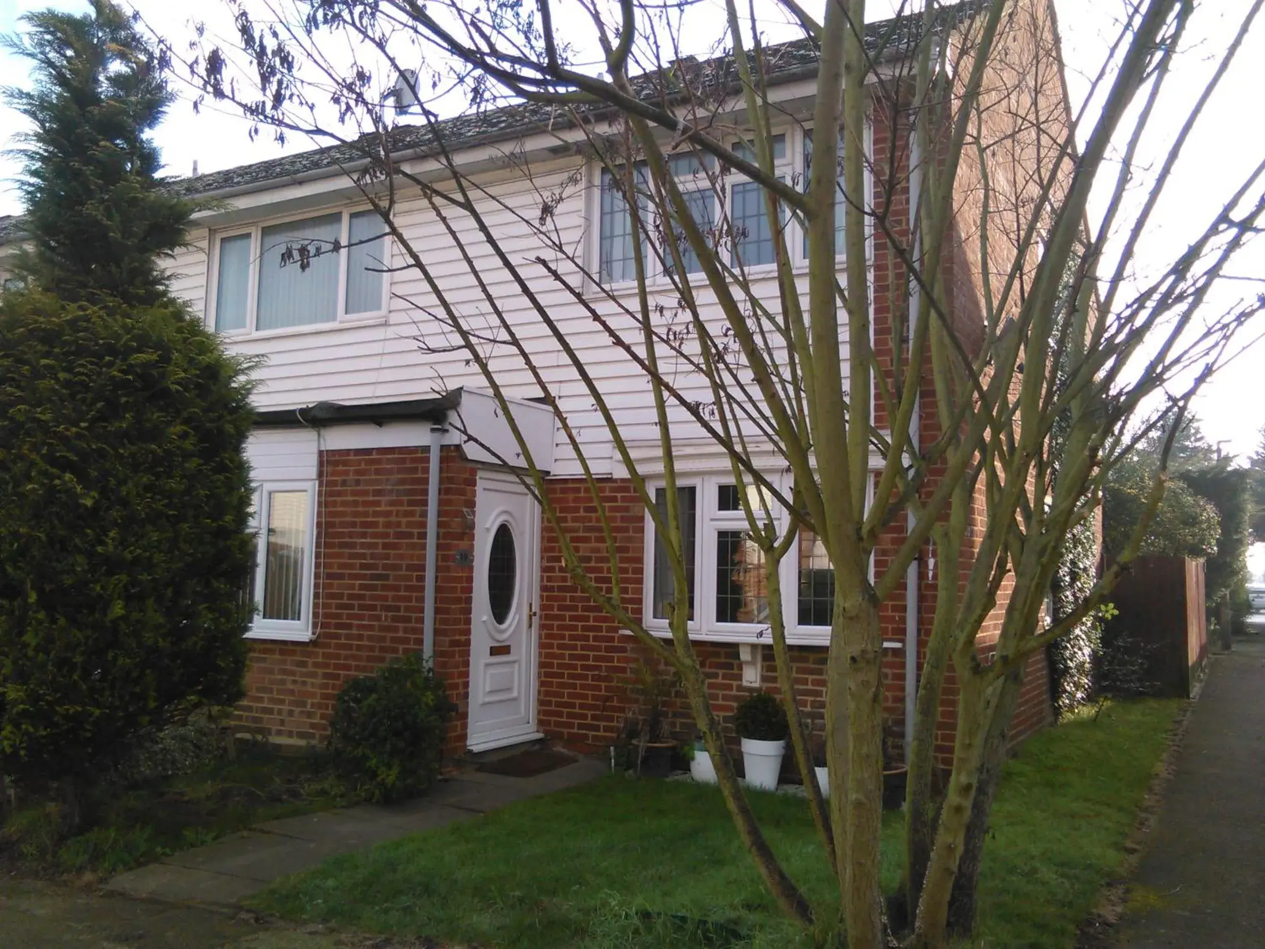 Facade/entrance, Property Building in Bianca's House Hotel Heathrow Airport