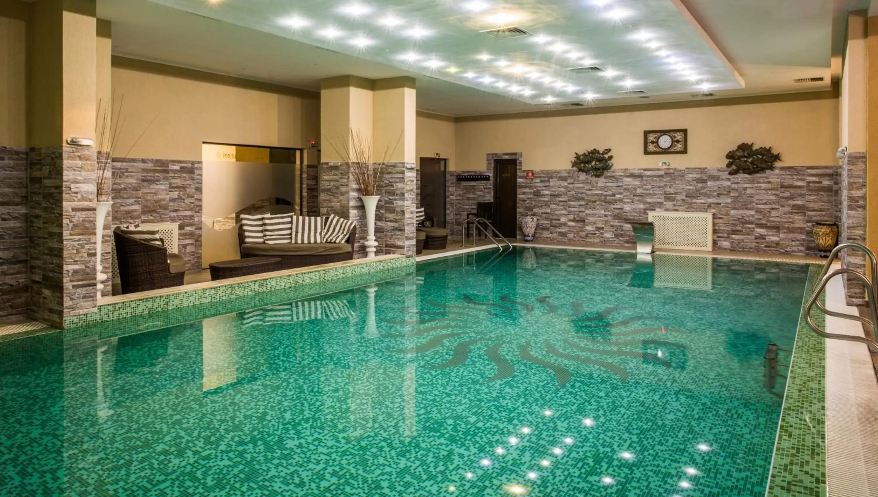 Swimming Pool in Premier Luxury Mountain Resort