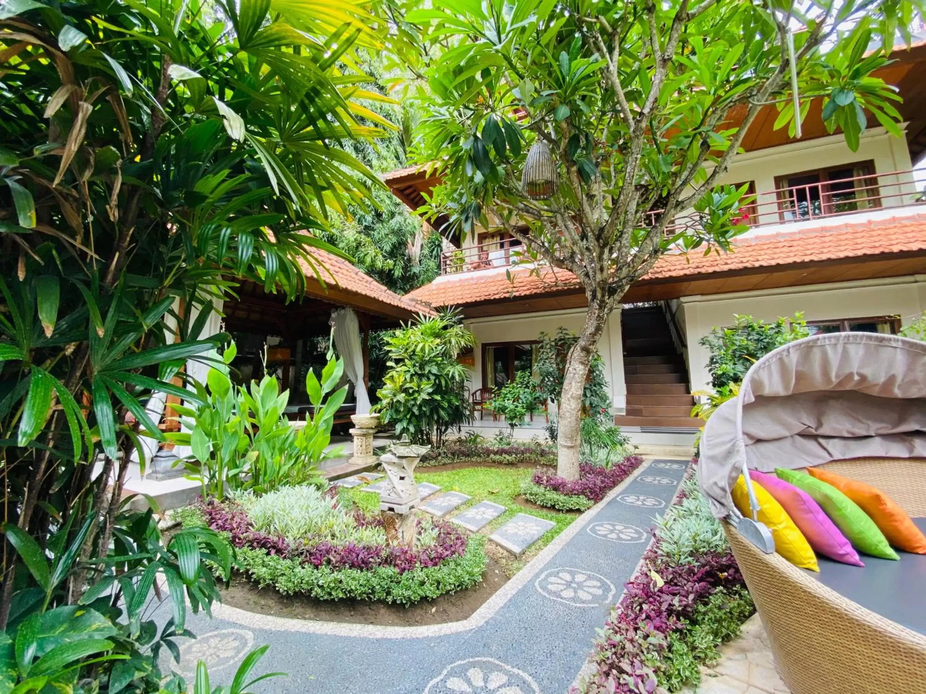 Patio in Kusnadi Hotel