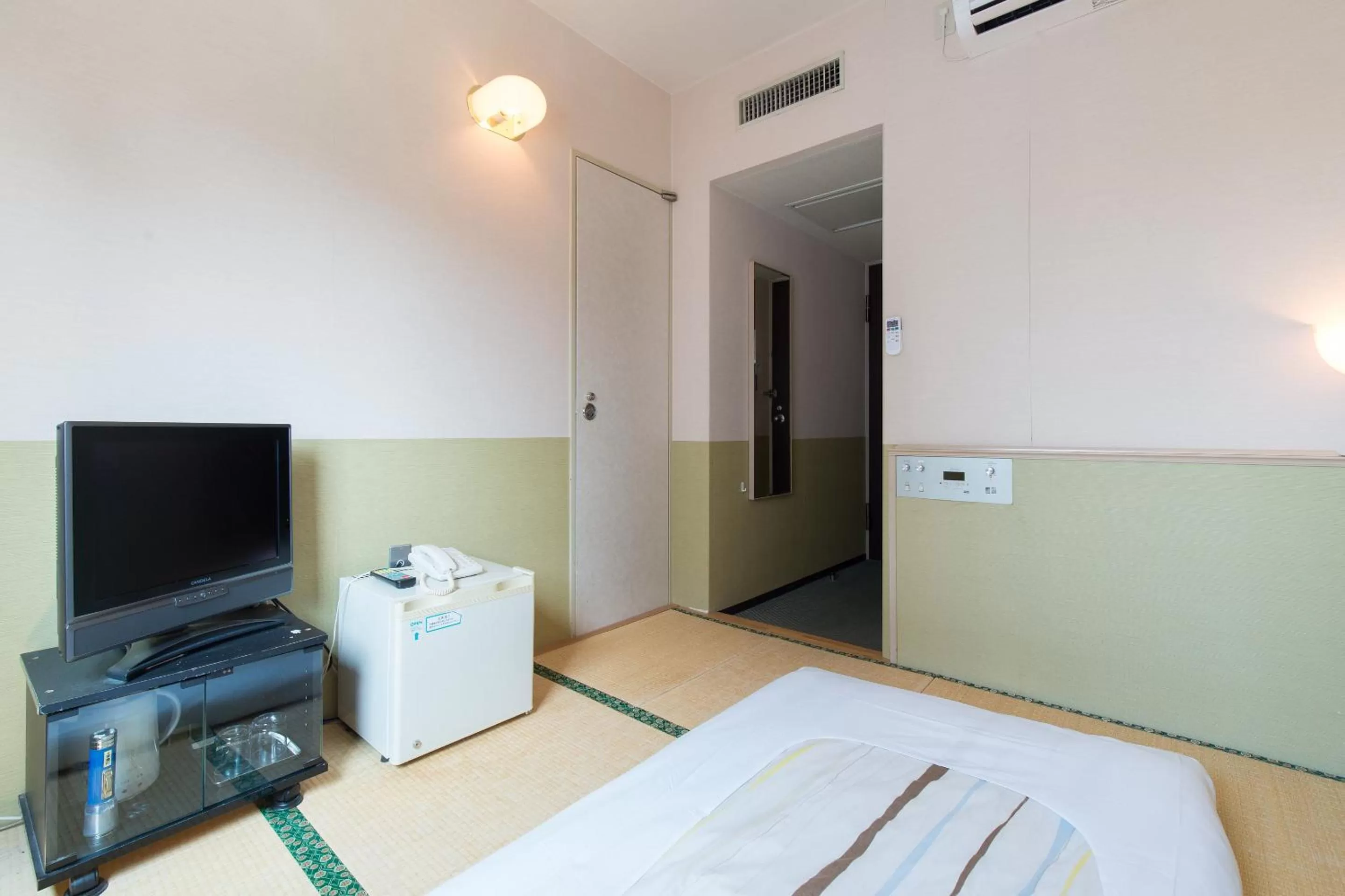 TV and multimedia, Bed in Tabist Hotel Tetora Kitakyushu