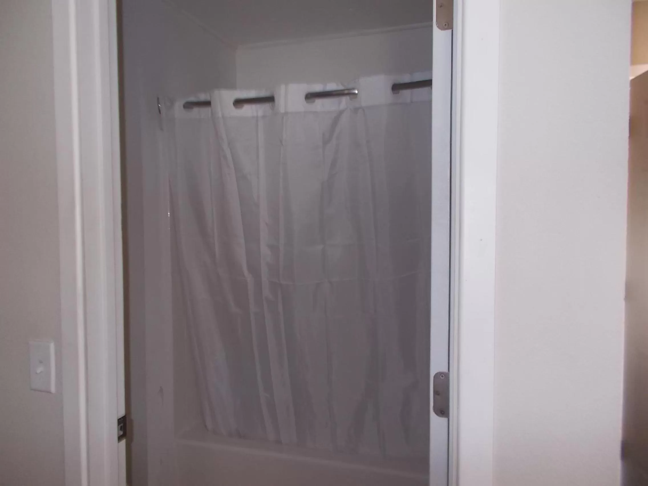 Shower, Bathroom in Atomic Inn Beatty Near Death Valley