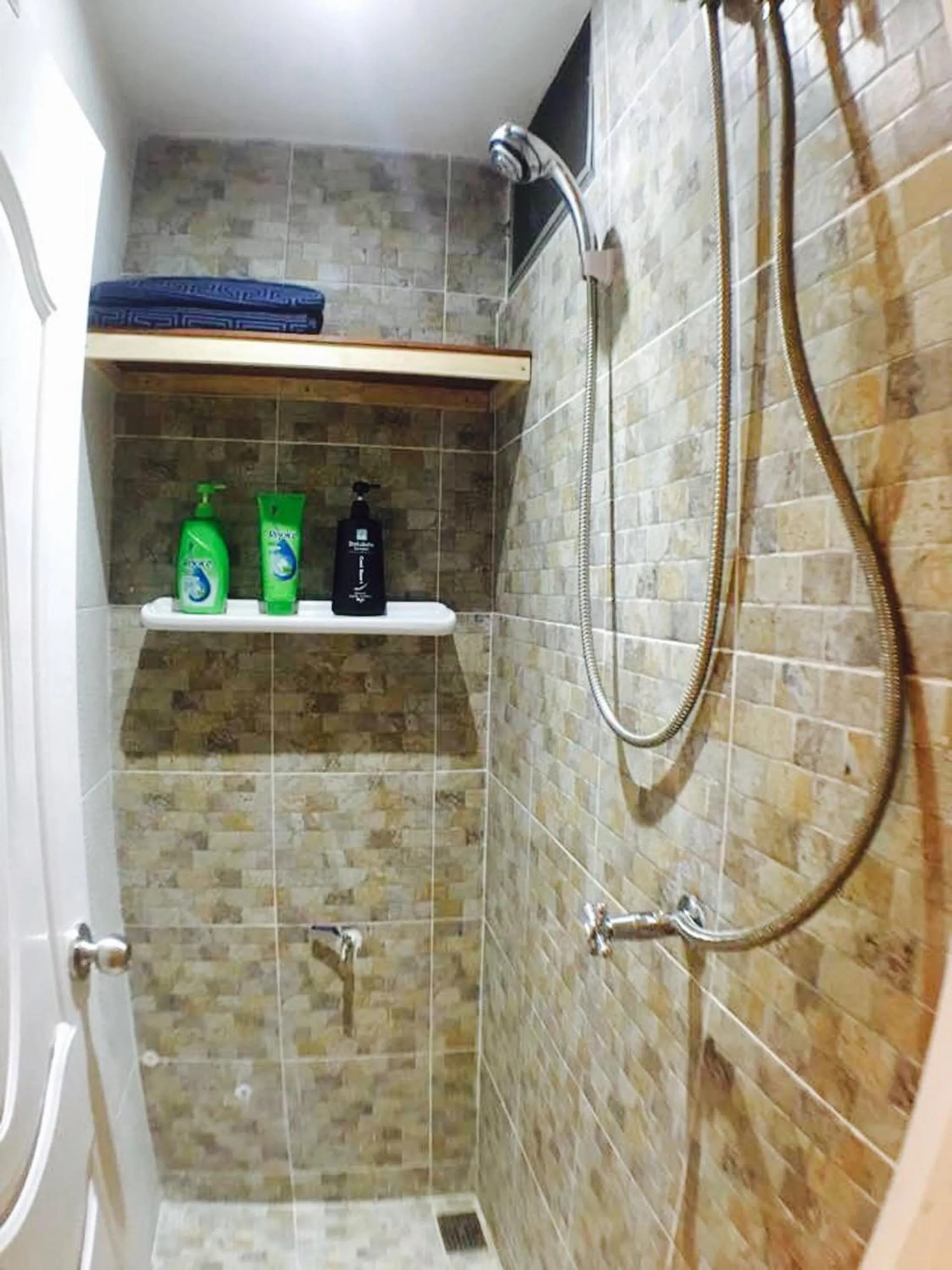 Bathroom in Popcorn House Ratchada