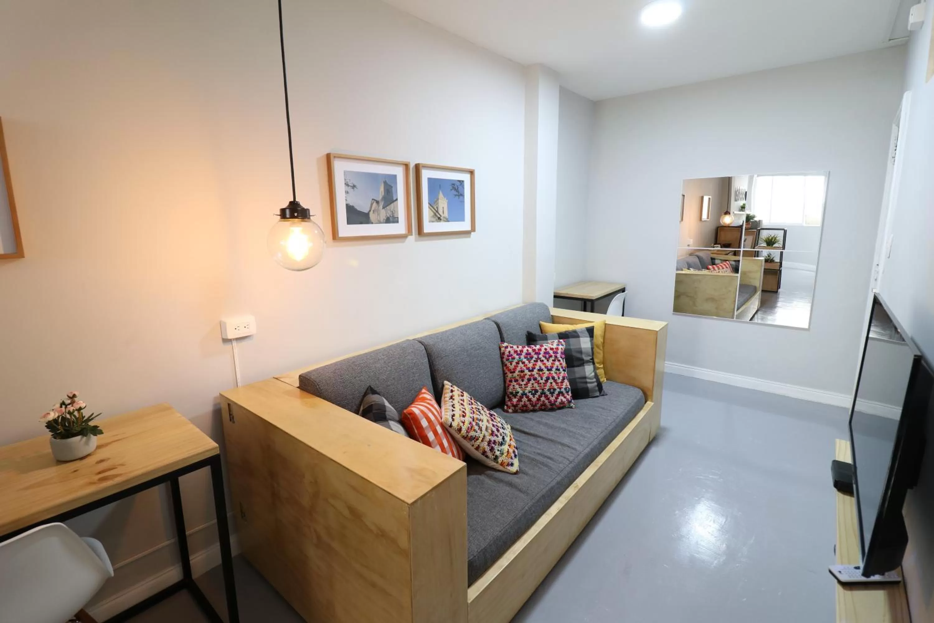 Living room, Seating Area in 554 Apartments