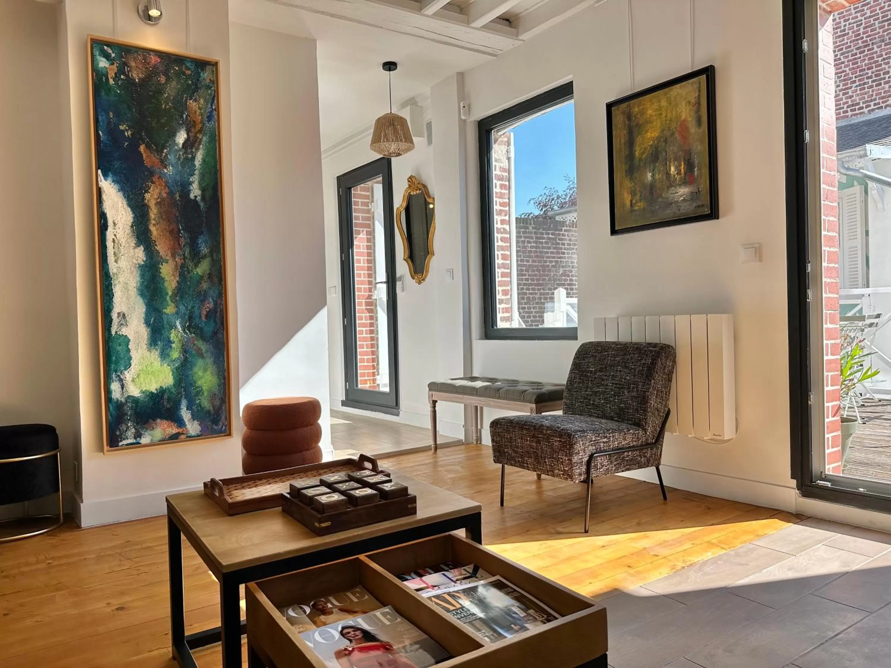 Seating Area in Les Turquoises Étretat - L'Hôtel-Boutique