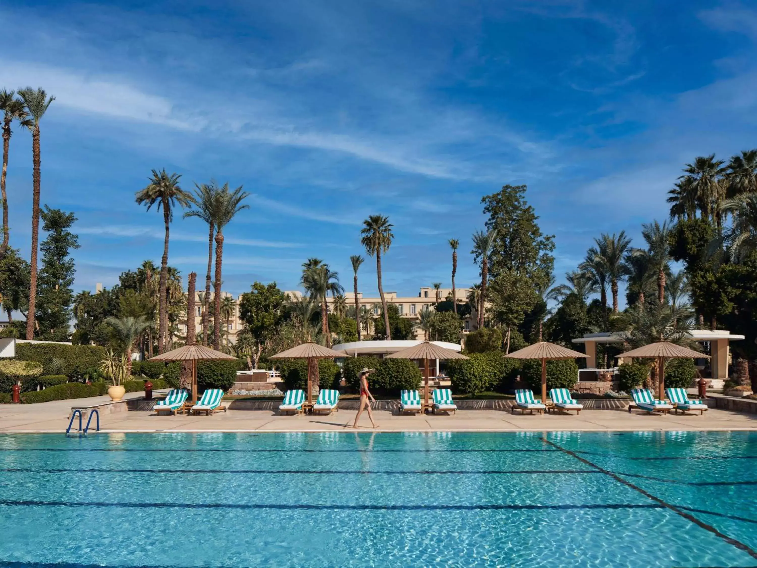 Bedroom, Swimming Pool in Sofitel Winter Palace Luxor