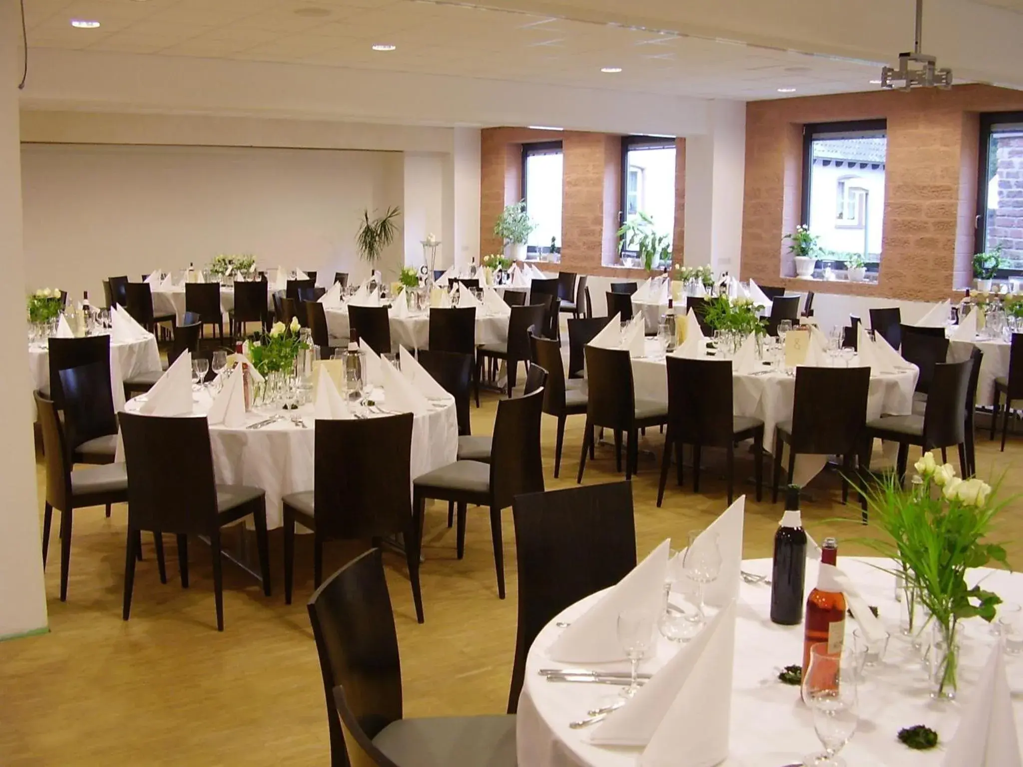 Banquet/Function facilities, Restaurant/Places to Eat in ALCATRAZ Hotel am Japanischen Garten