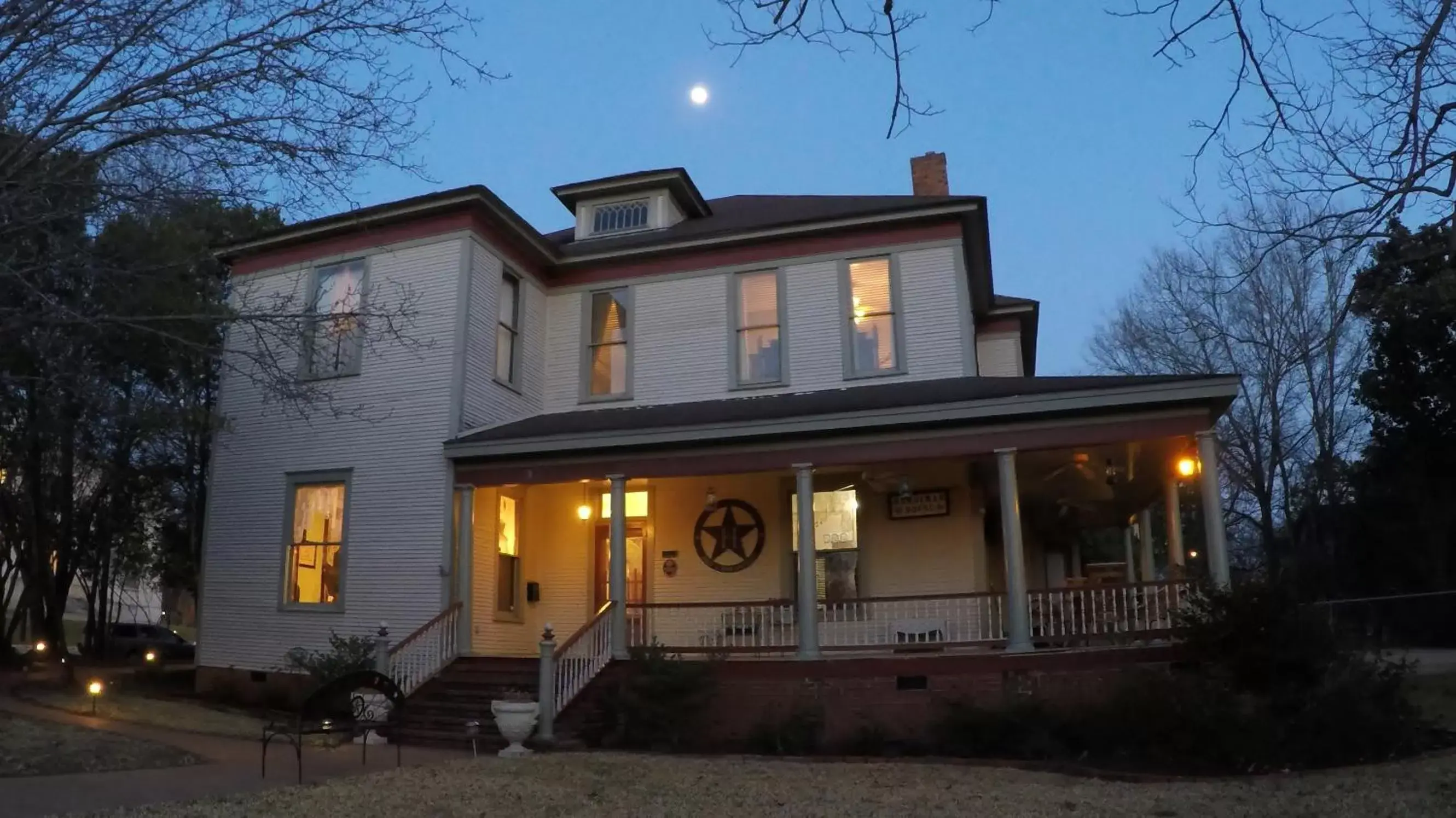 Property Building in Hardeman House Bed and Breakfast