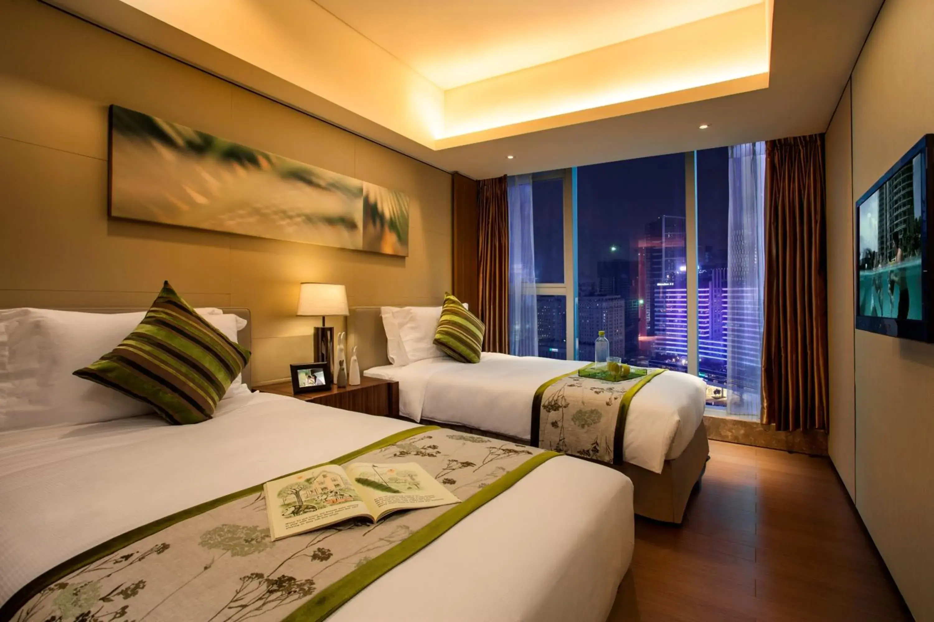 Bed in Ascott IFC Guangzhou Residence