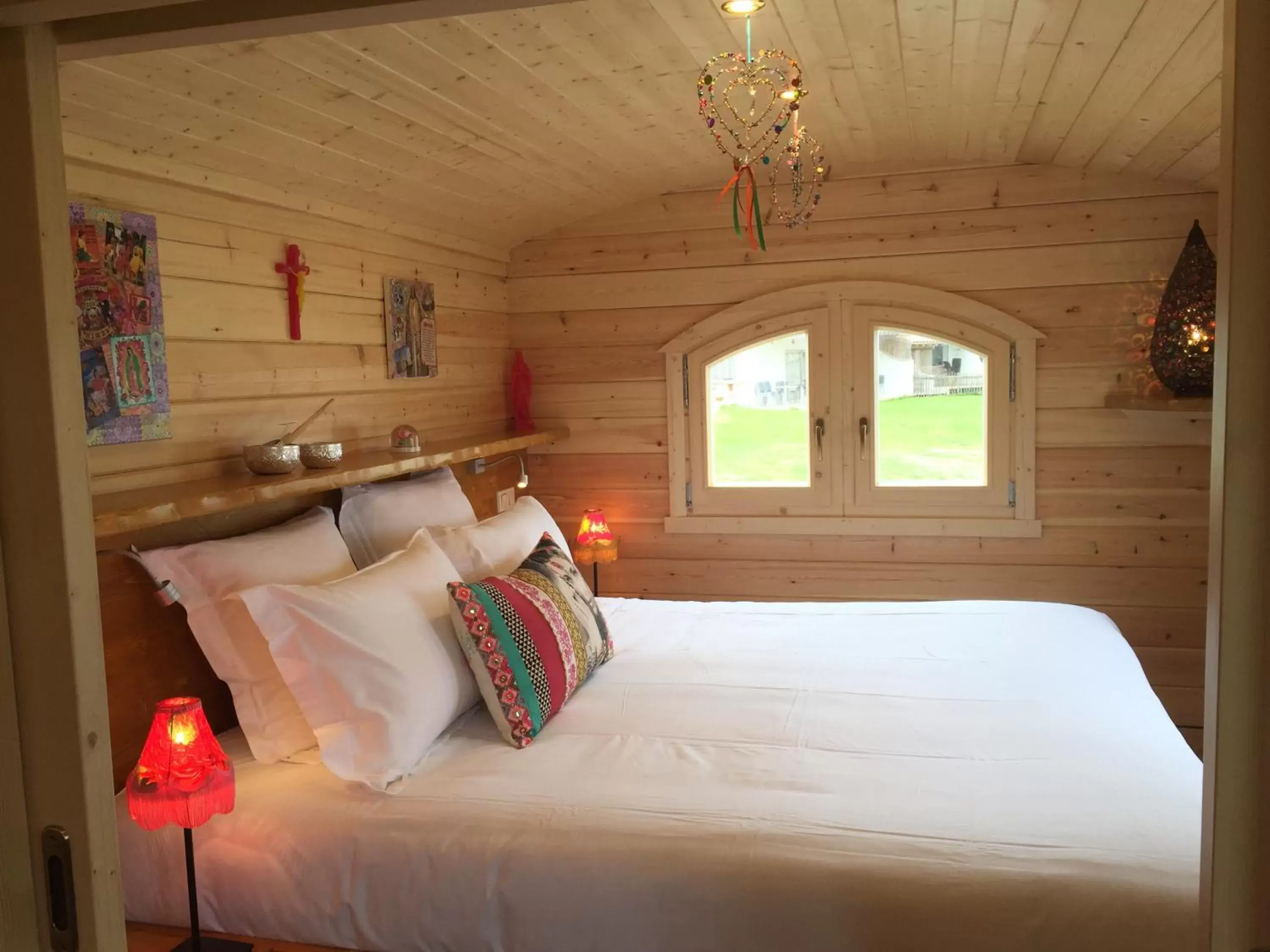 Bed in Lodge Sainte Helene