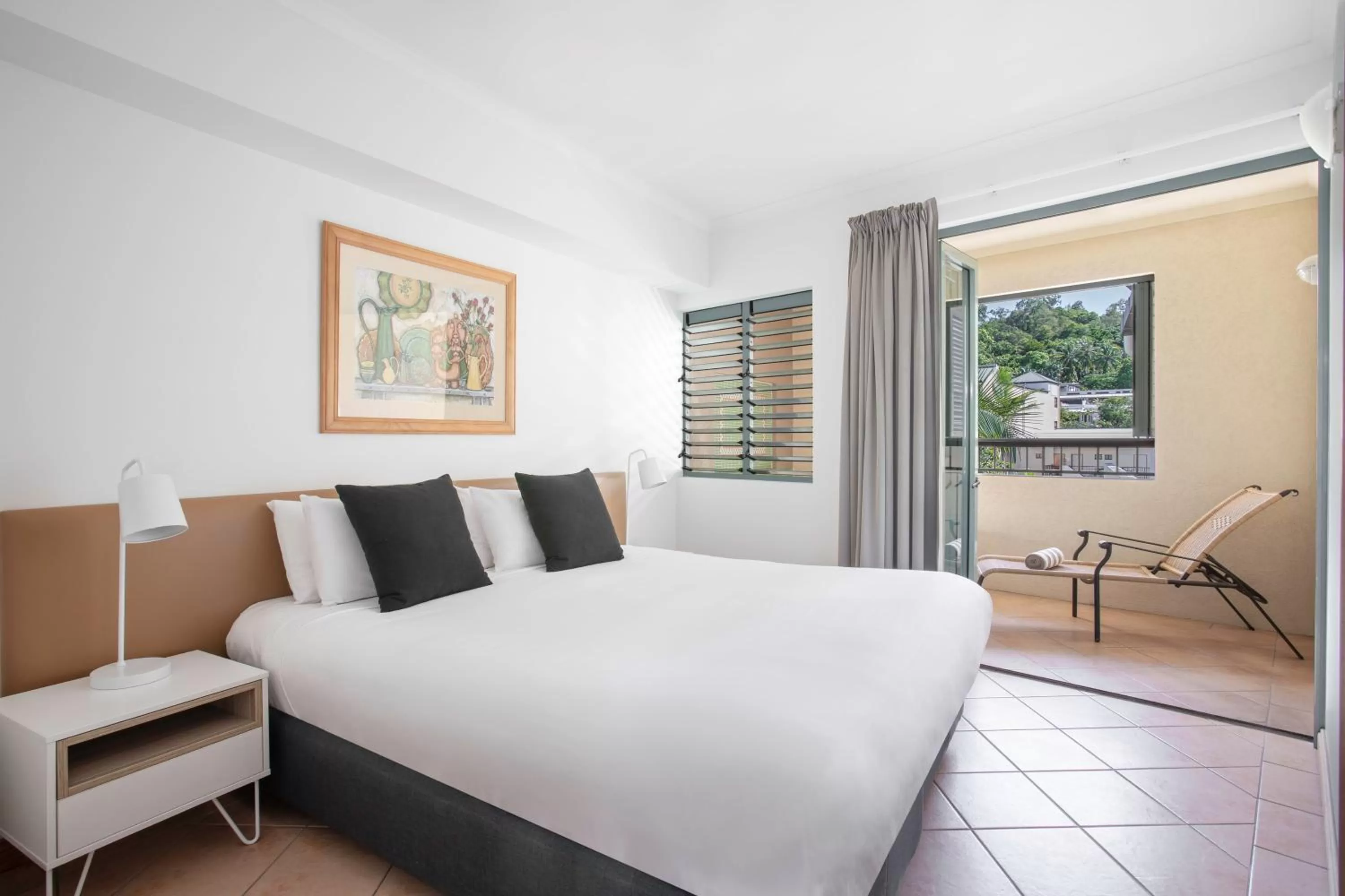 Bedroom, Bed in Mantra in the Village