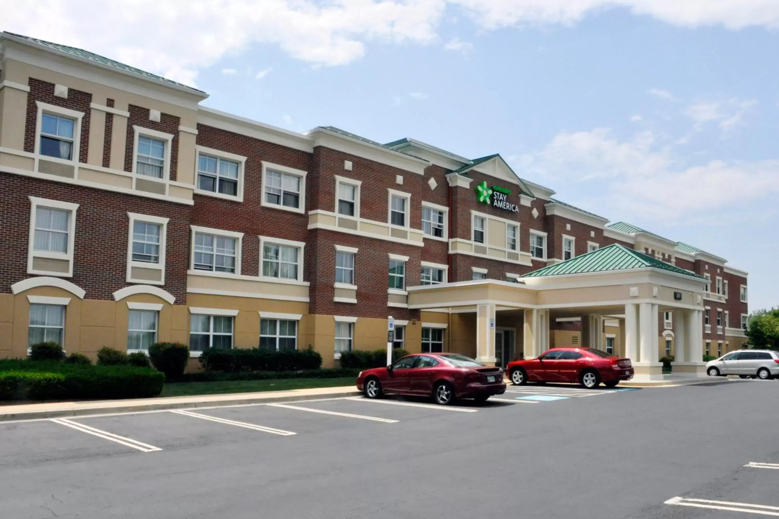 Property building in Extended Stay America Suites - Washington, D.C. - Gaithersburg - South