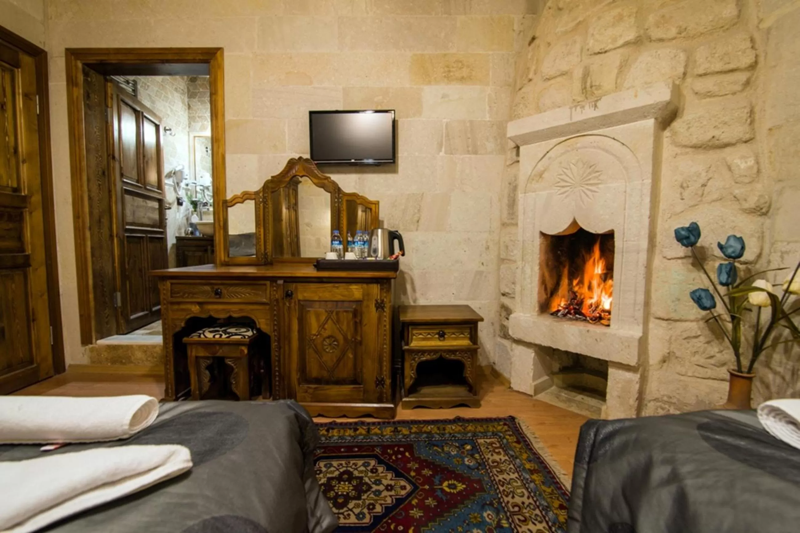 Photo of the whole room, Bed in Historical Goreme House