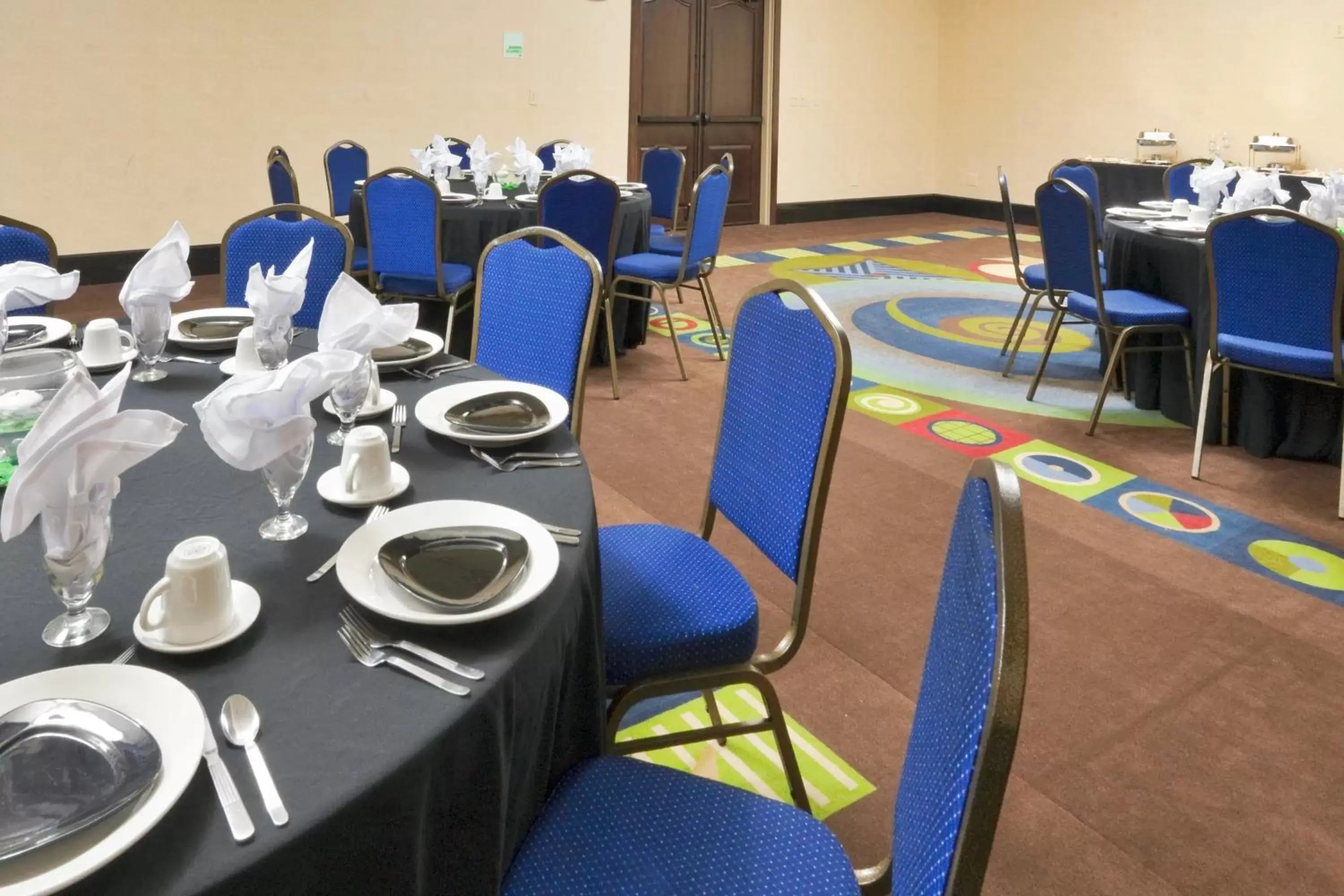Banquet/Function facilities, Restaurant/Places to Eat in Holiday Inn Hotel & Suites Waco Northwest, an IHG Hotel