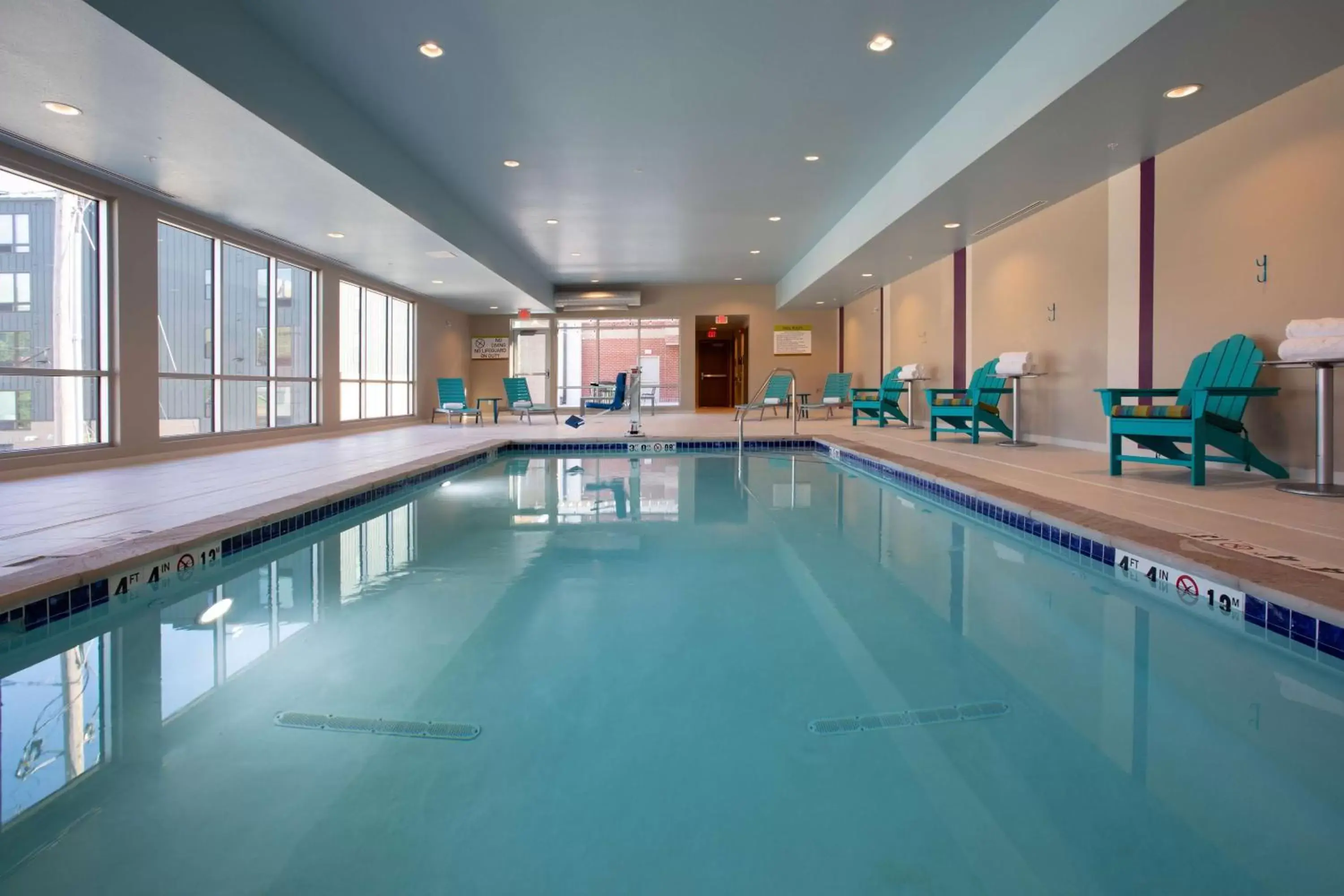 Pool view, Swimming Pool in Home2 Suites By Hilton Omaha Un Medical Ctr Area