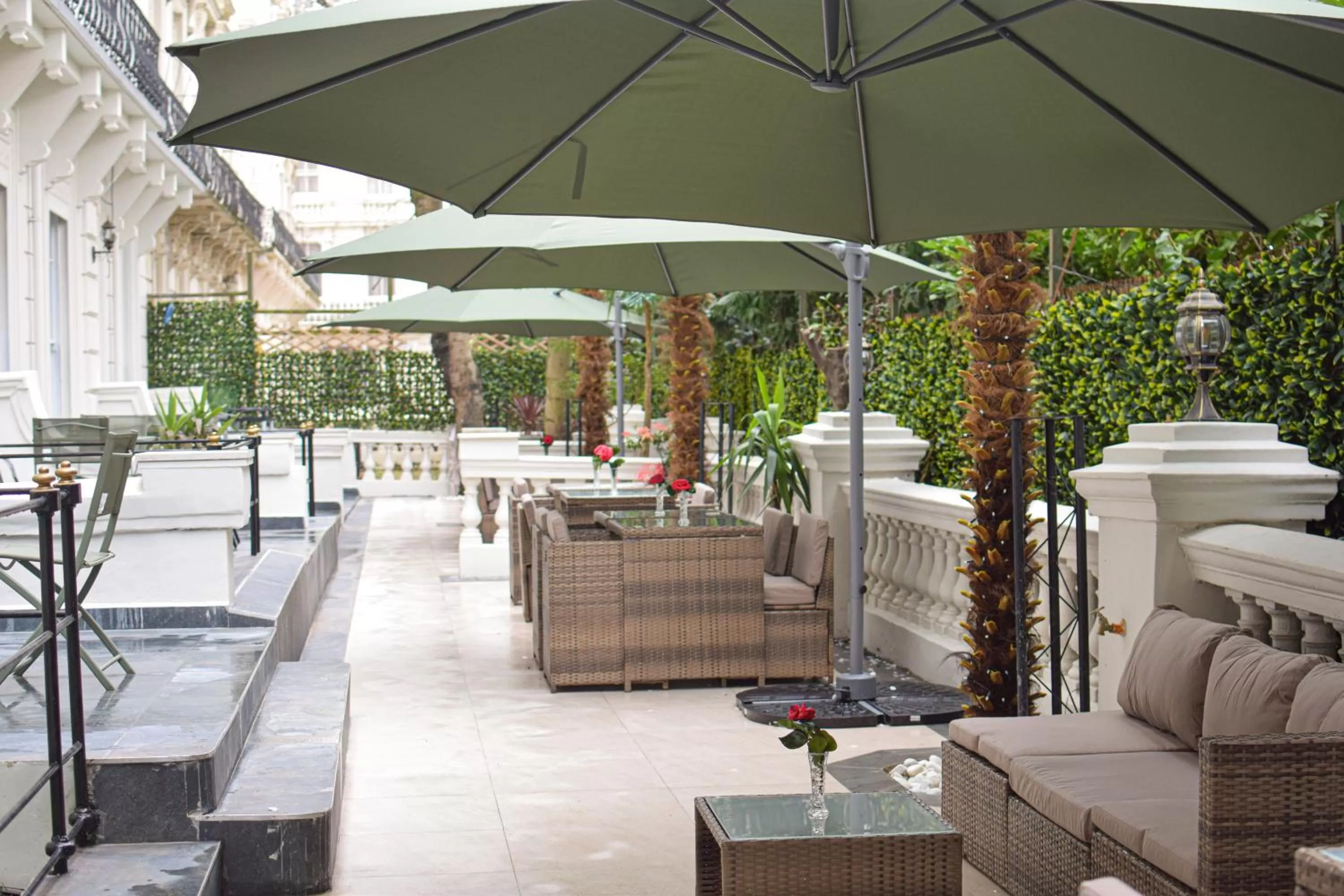 Pembridge Palace Hotel