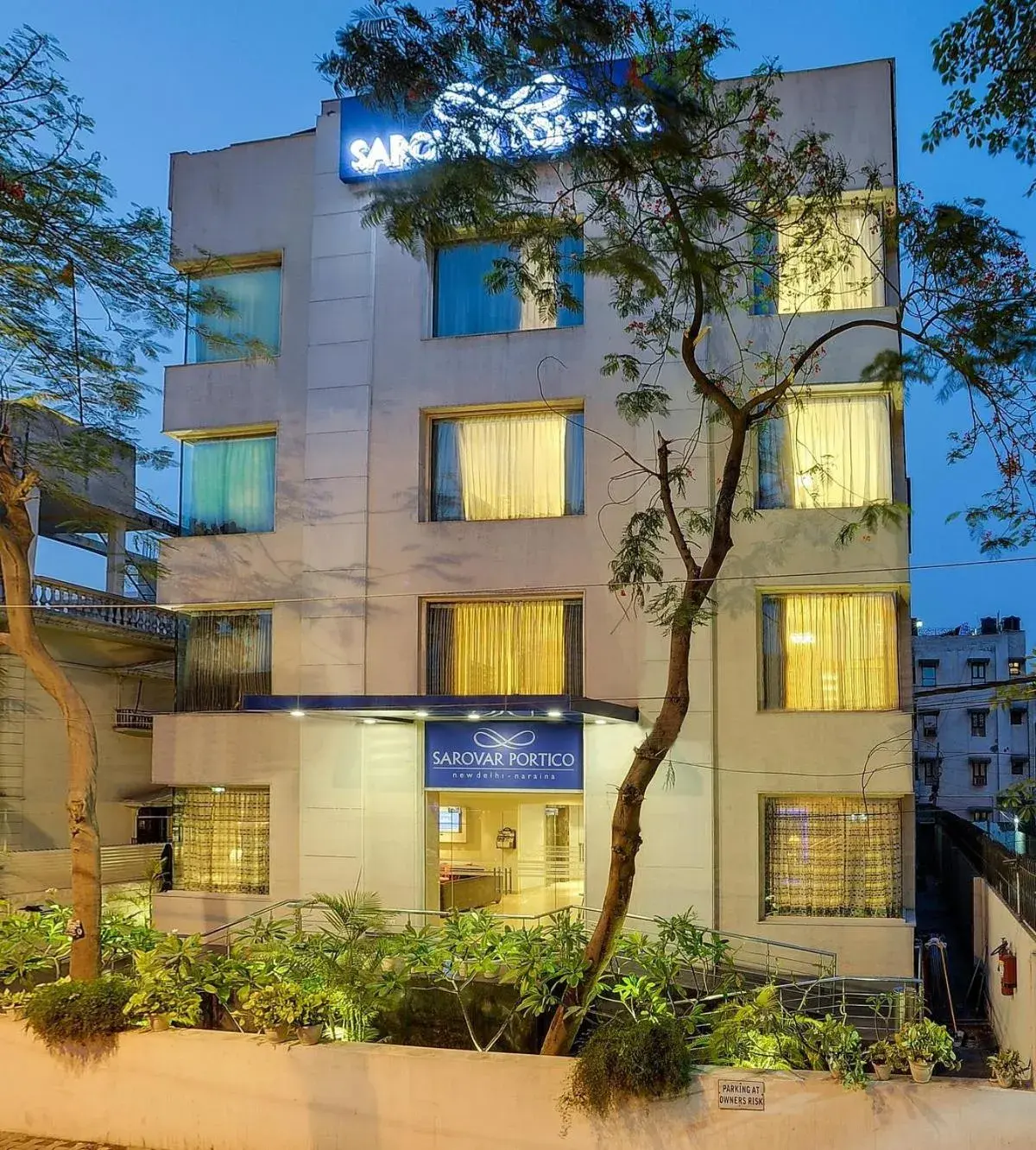 Property Building in Sarovar Portico Naraina, Hotel