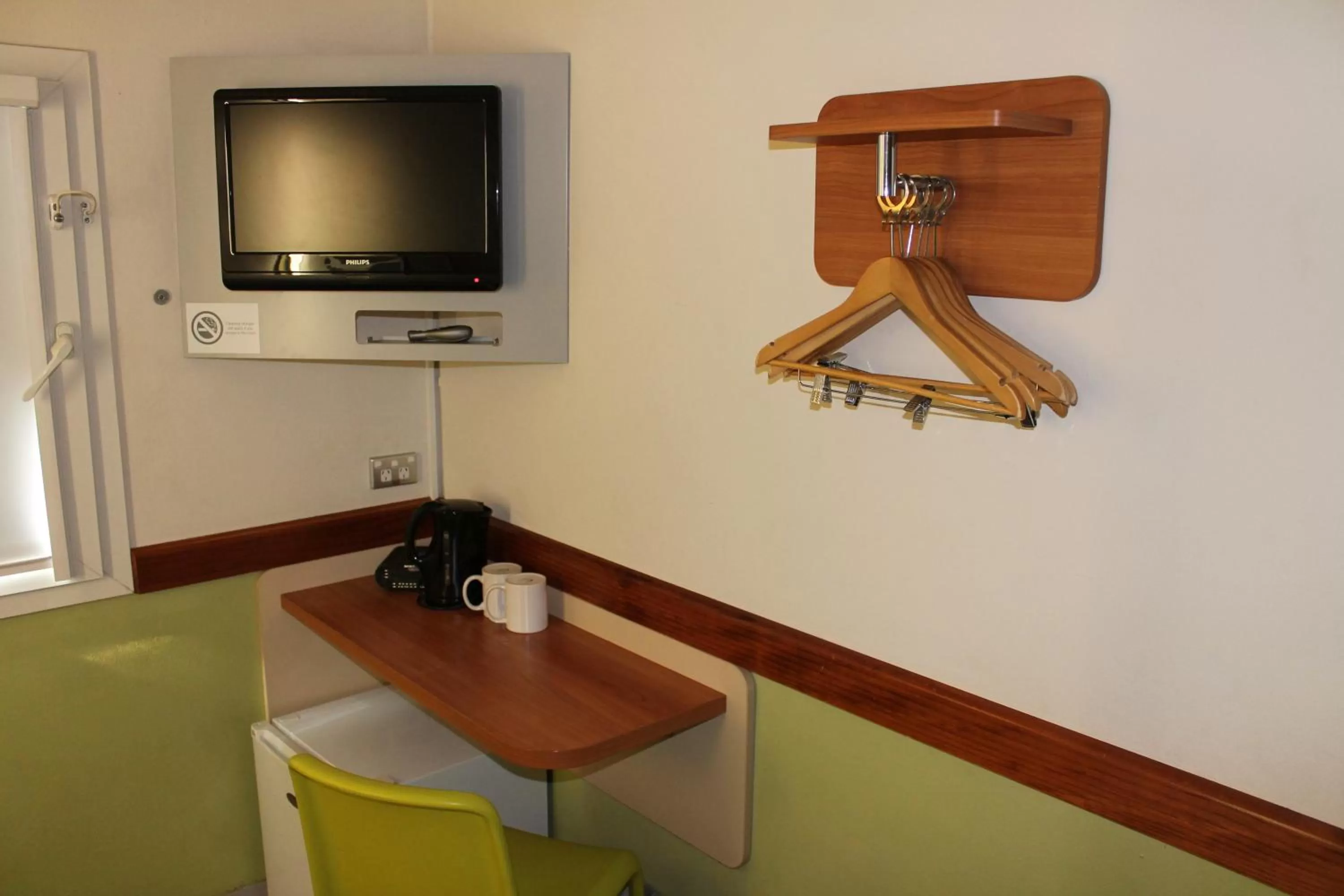 TV and multimedia in ibis Budget - Melbourne Airport