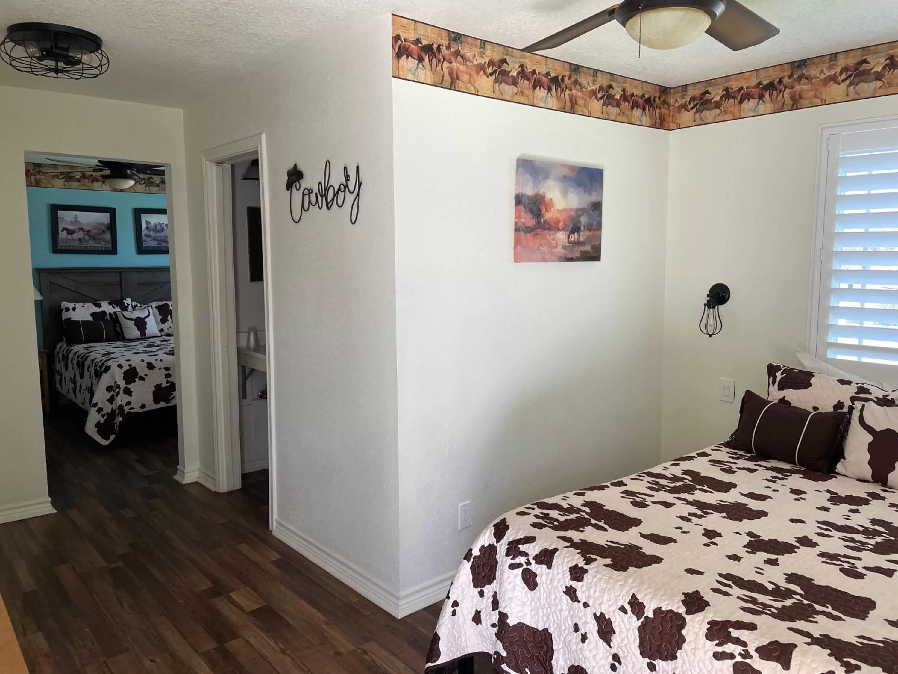 Bed in Horseshoe Riverside Lodge