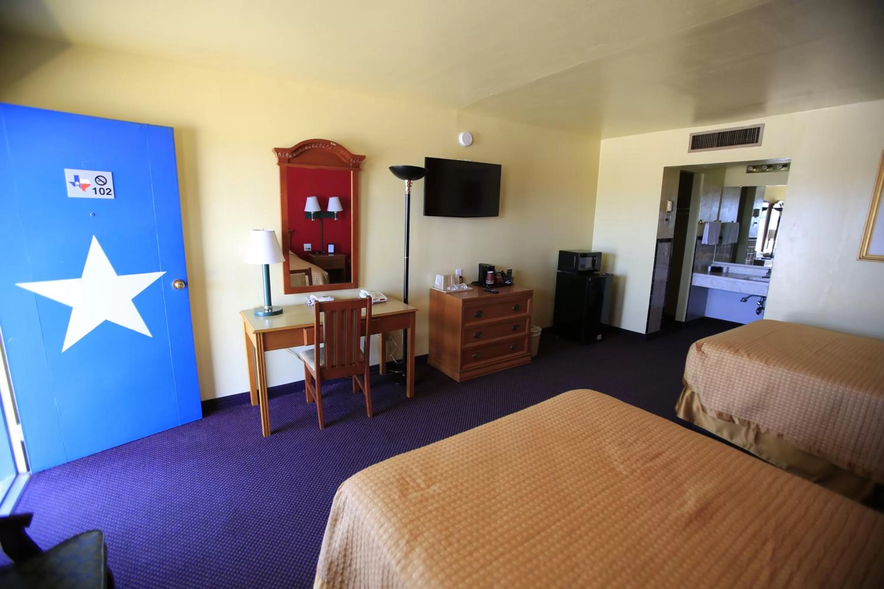 Bed in Shamrock Country Inn