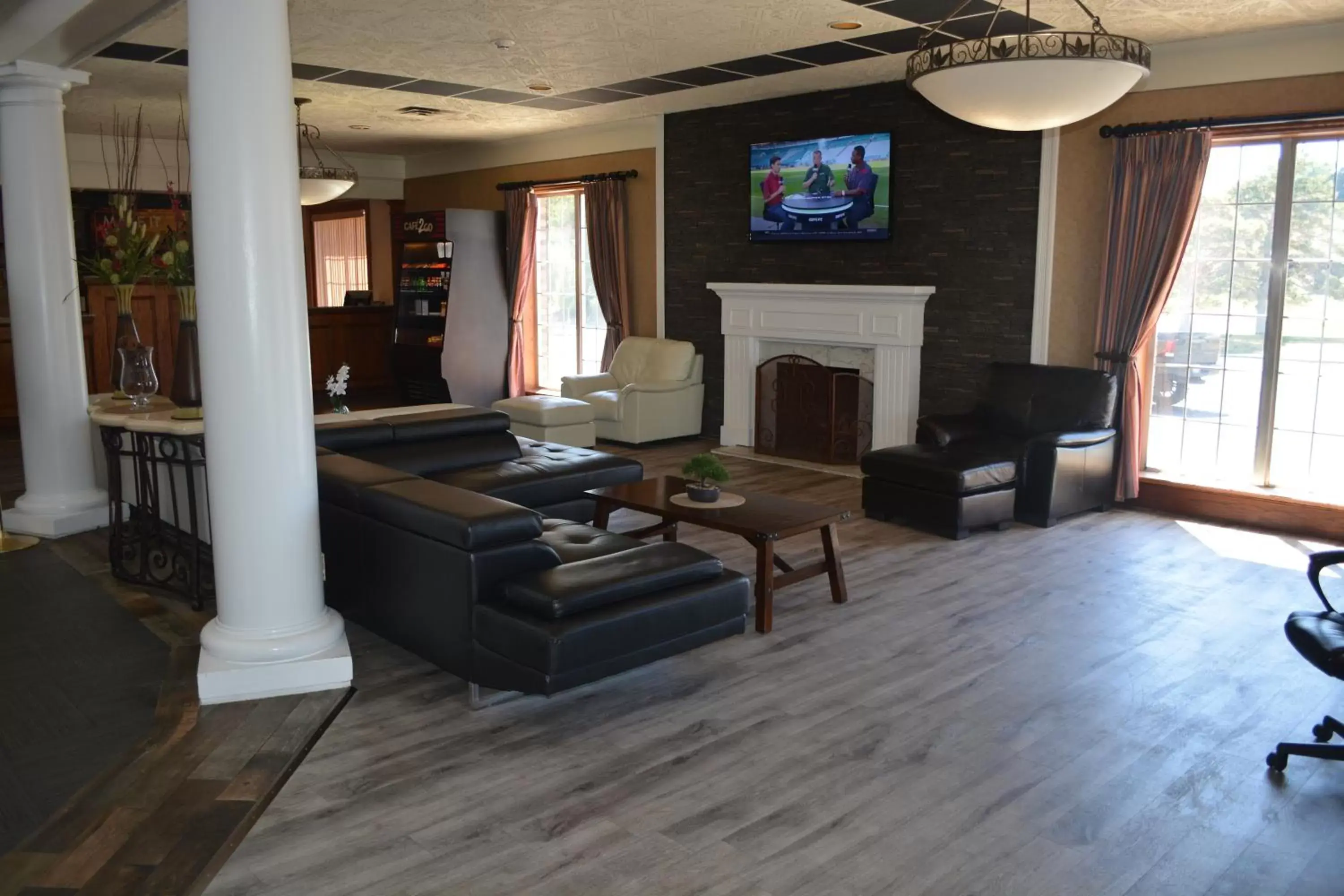 Lobby or reception, Seating Area in Red Lion Hotel Pocatello