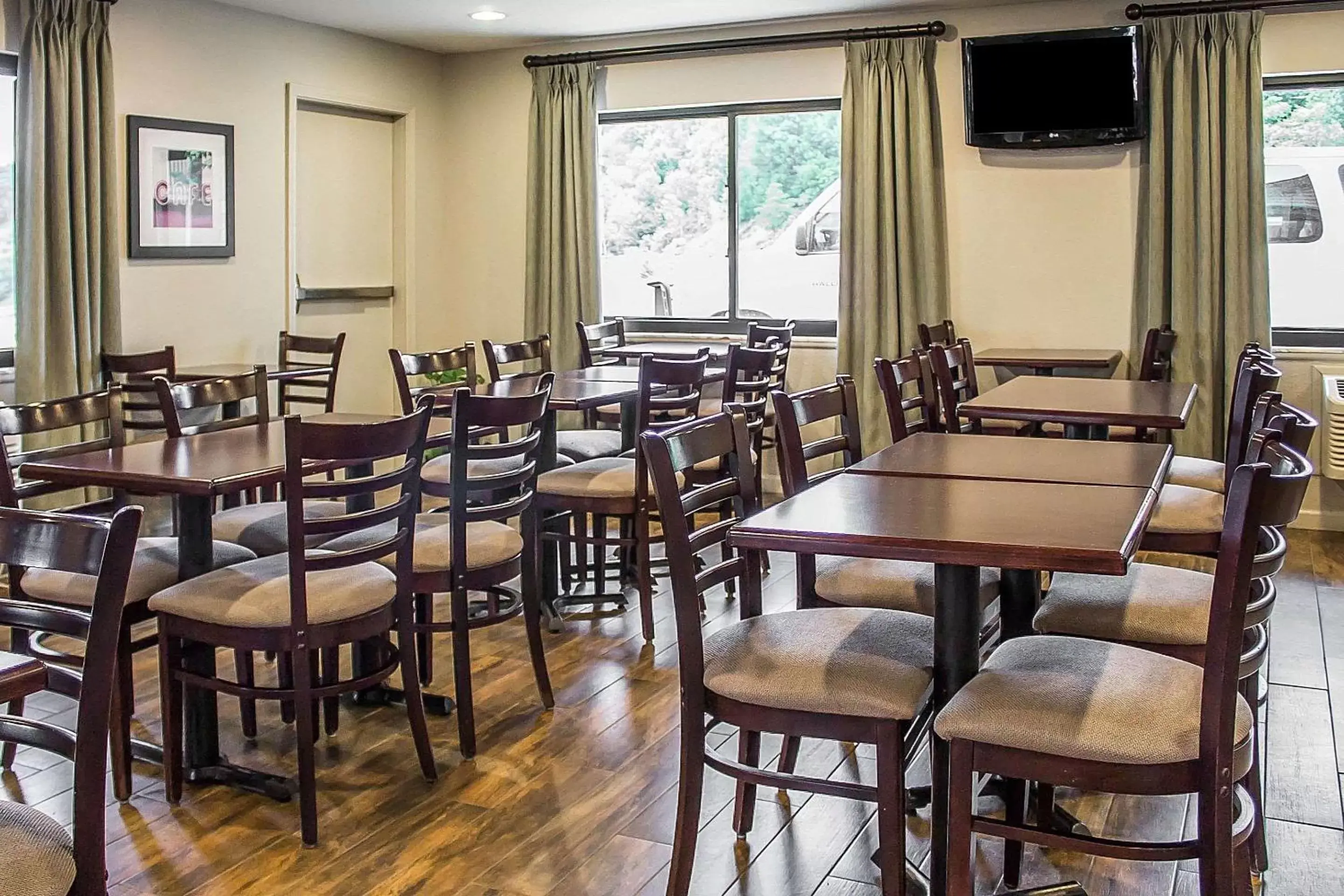 Restaurant/places to eat in Quality Inn Cambridge Restaurant/places to eat in Quality Inn Cambridge