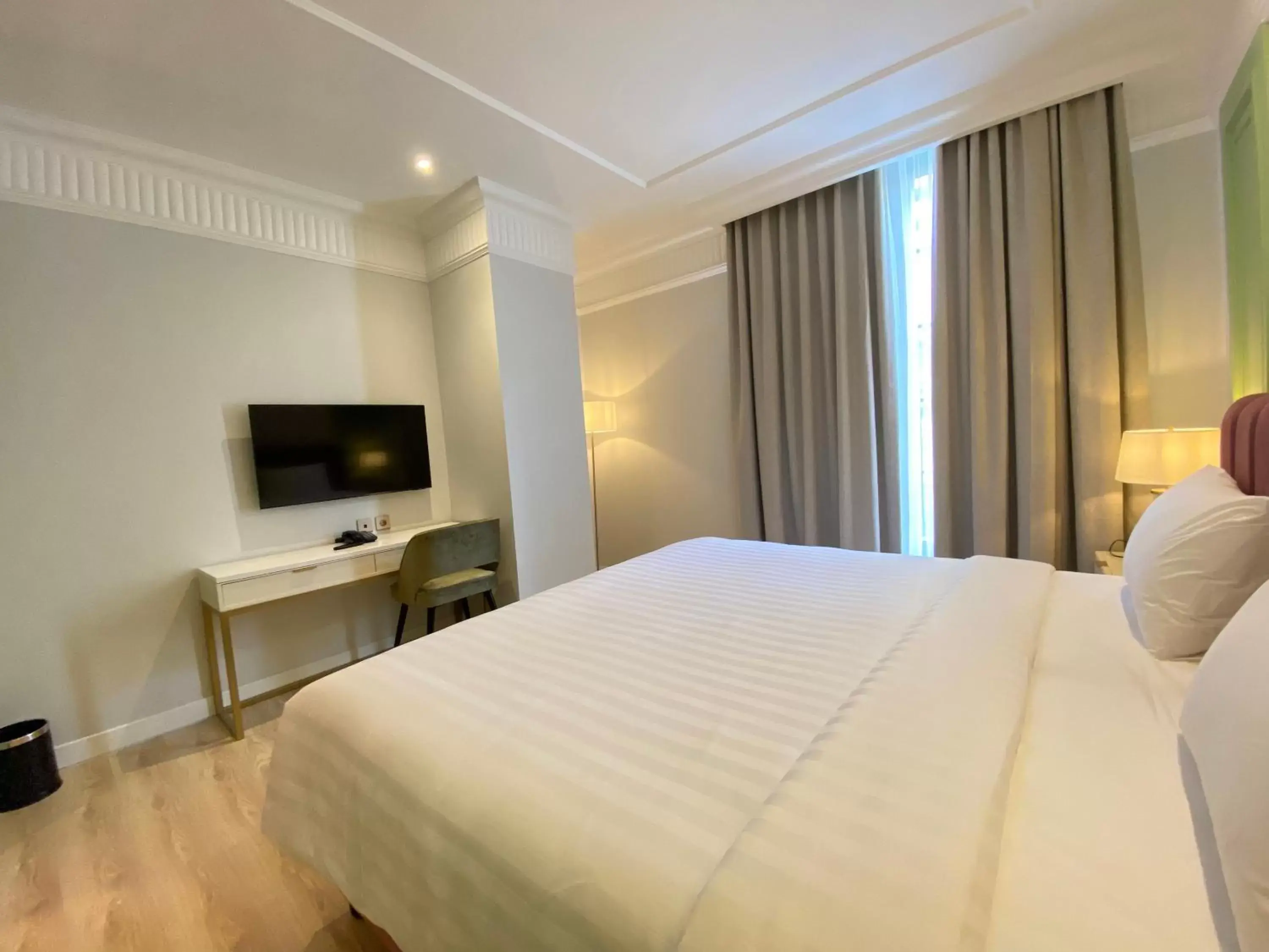 Photo of the whole room, Bed in Maia Hotel Jakarta Photo of the whole room, Bed in Maia Hotel Jakarta