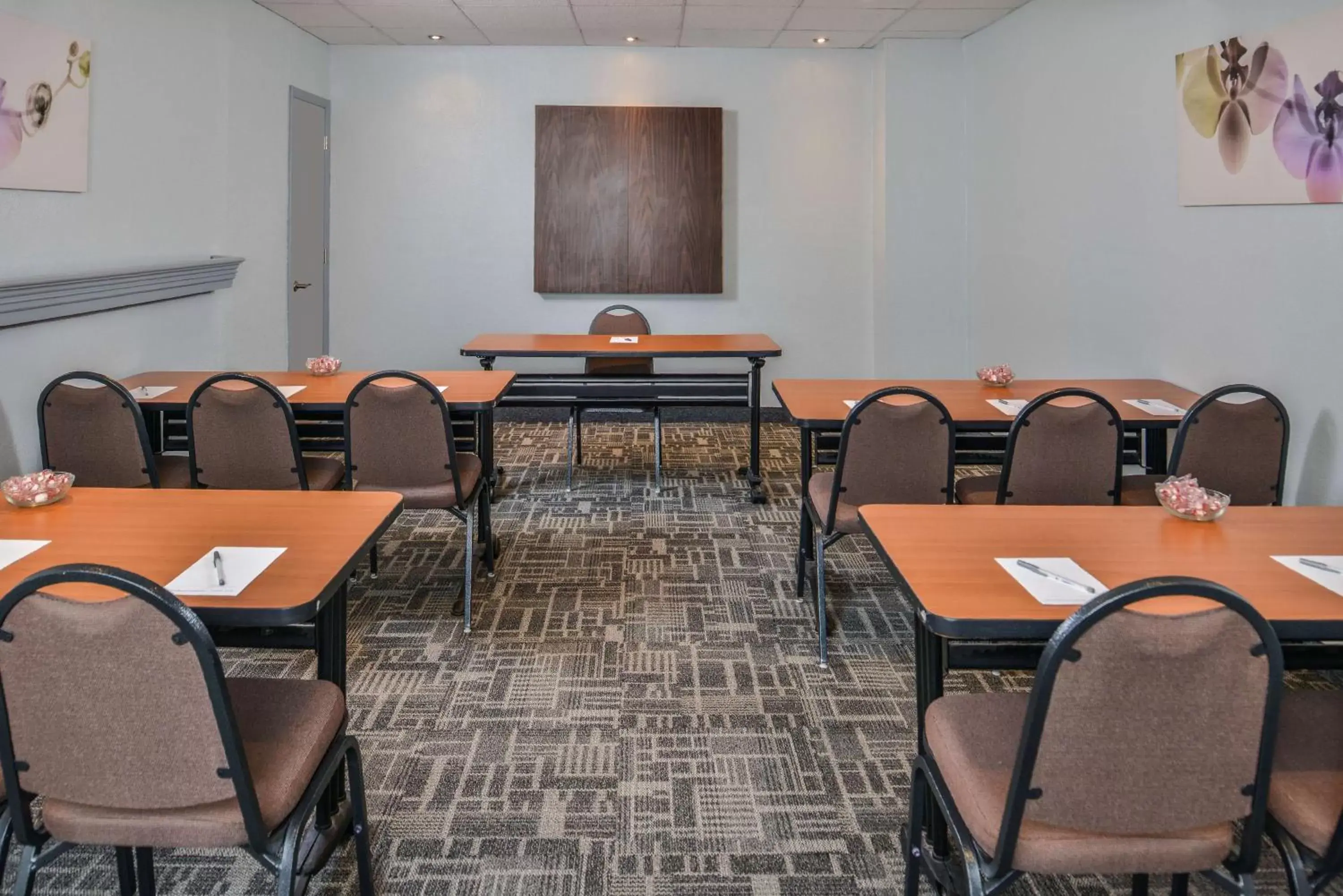 Meeting/conference room in Hampton Inn Closest to Universal Orlando