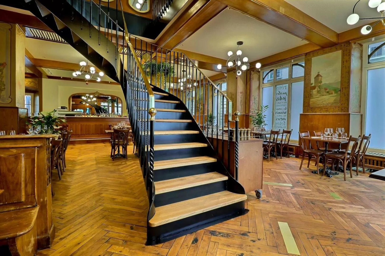 Restaurant/places to eat in Le Tonnelier