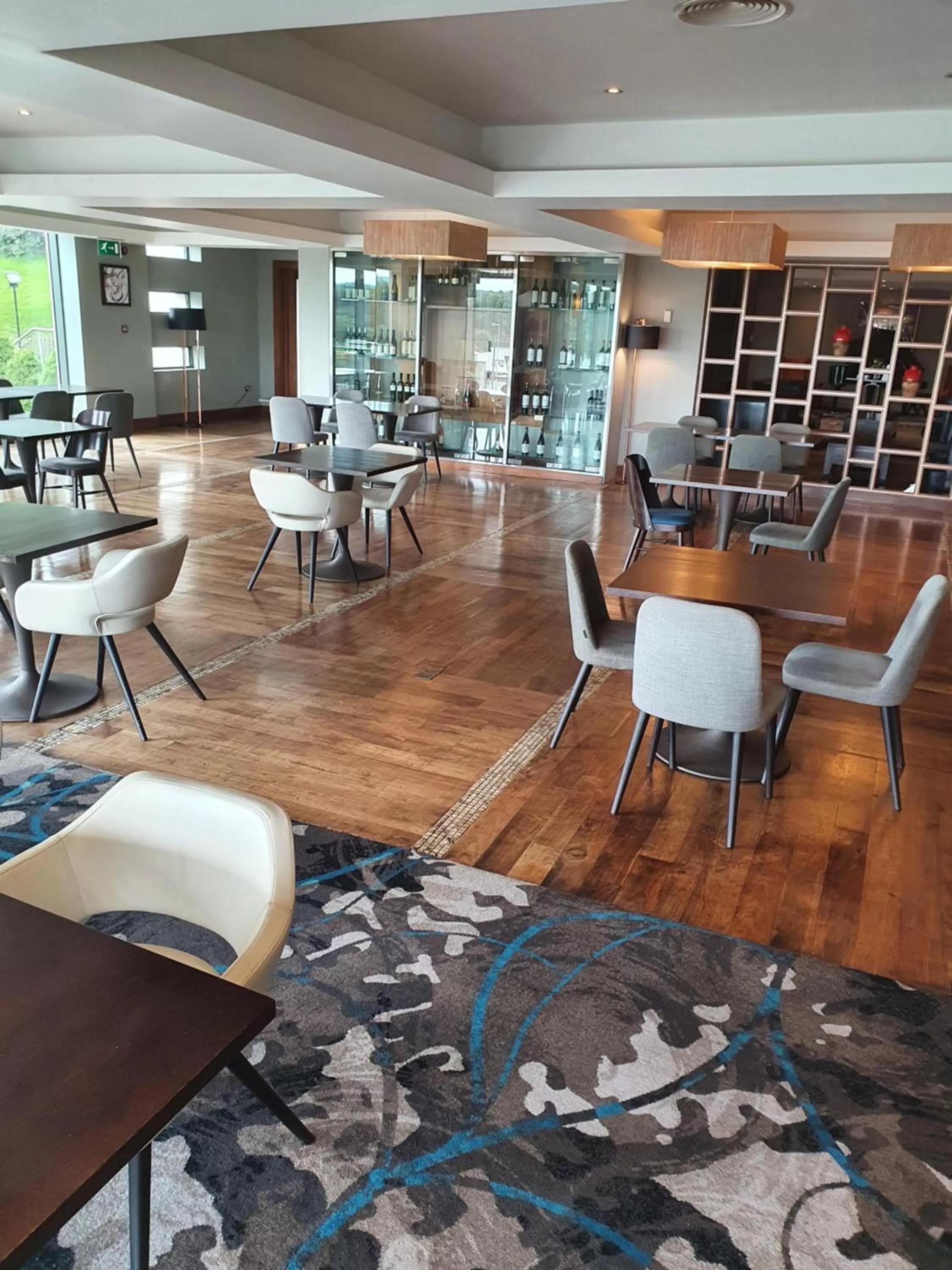 Restaurant/places to eat in Clayton Hotel Silver Springs