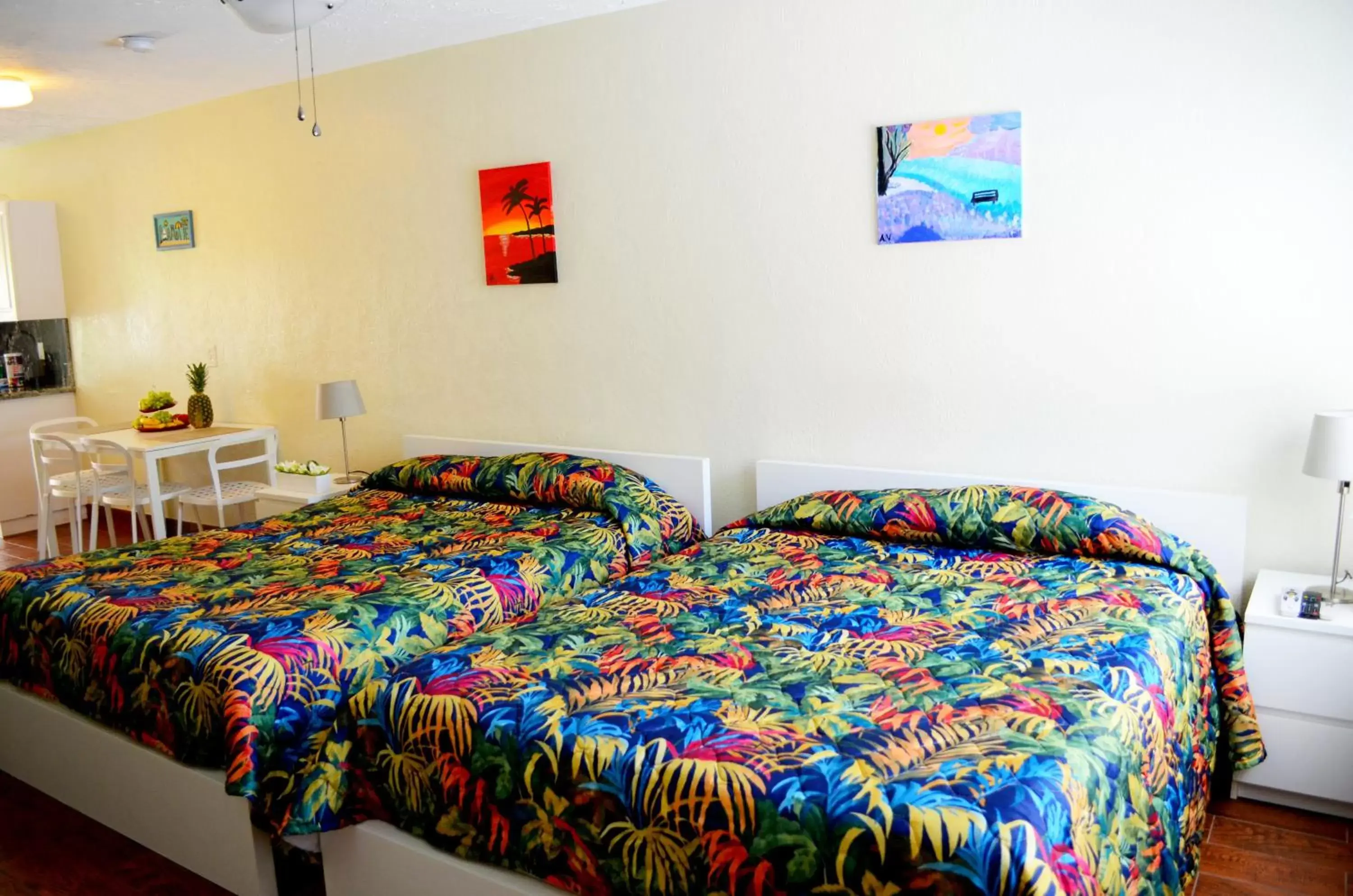 Bedroom, Bed in Ocean Drive Villas