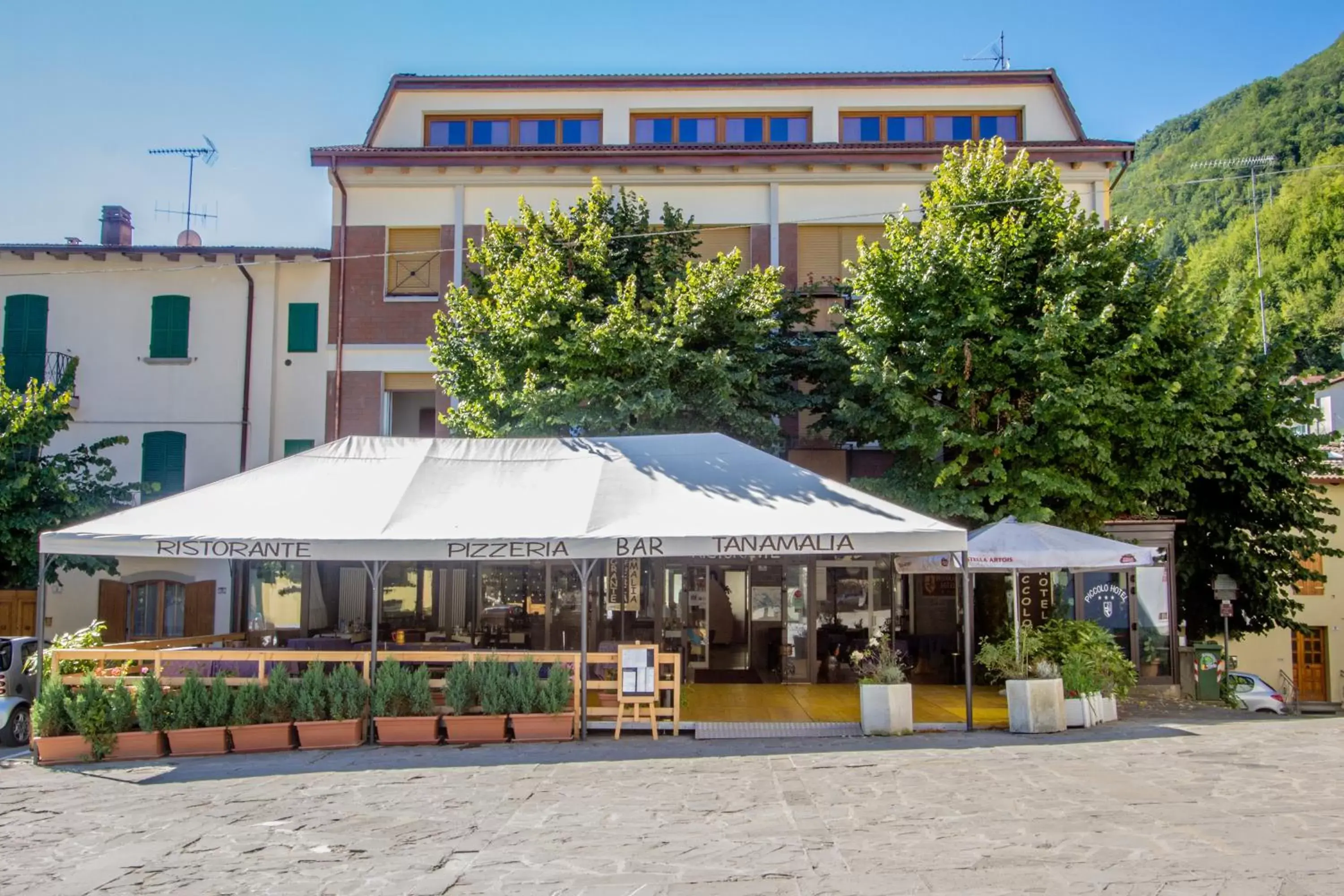 Facade/entrance, Property Building in Piccolo Hotel