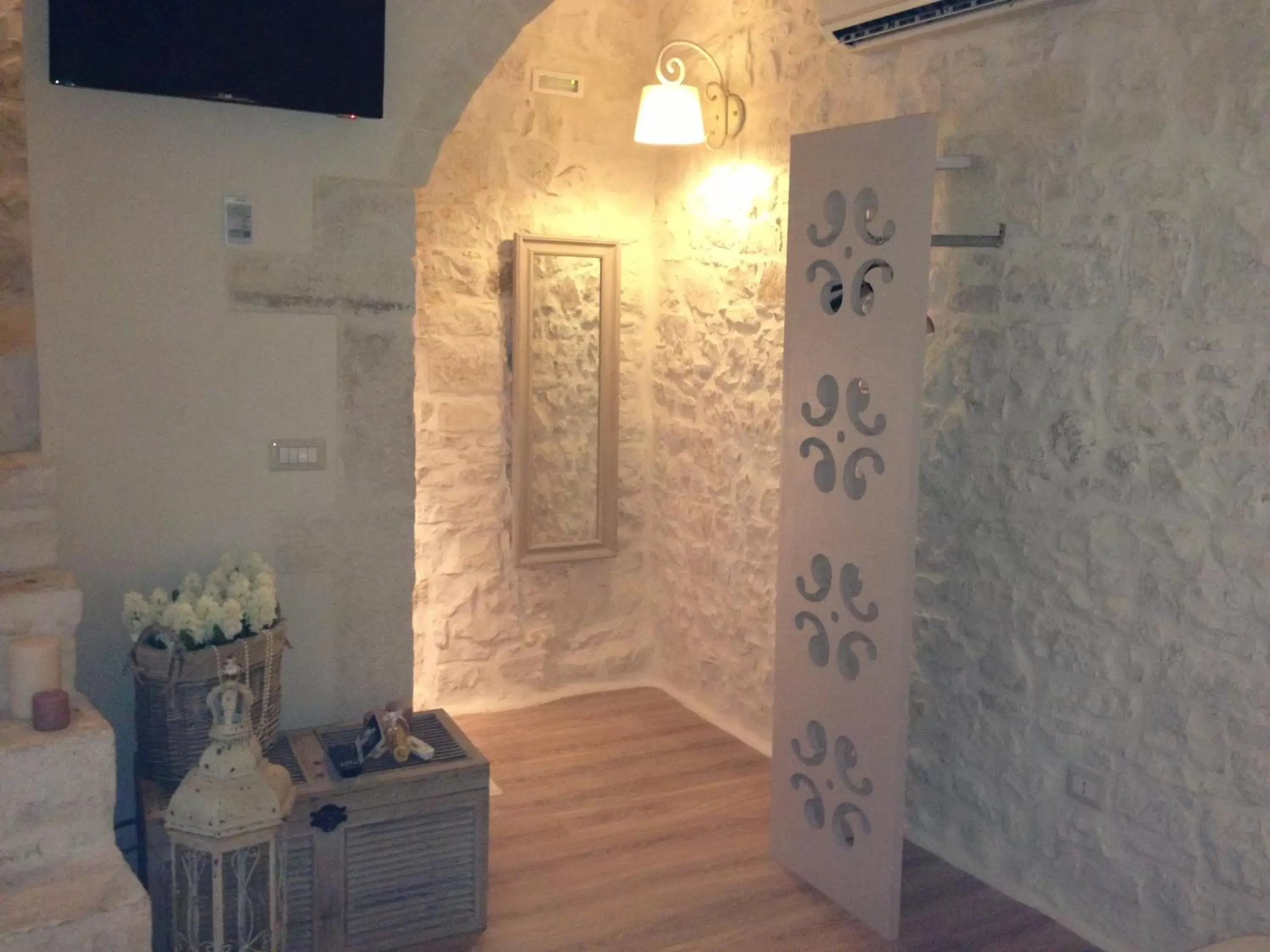 Decorative detail, Bathroom in Albergo Diffuso Dimora Rossi