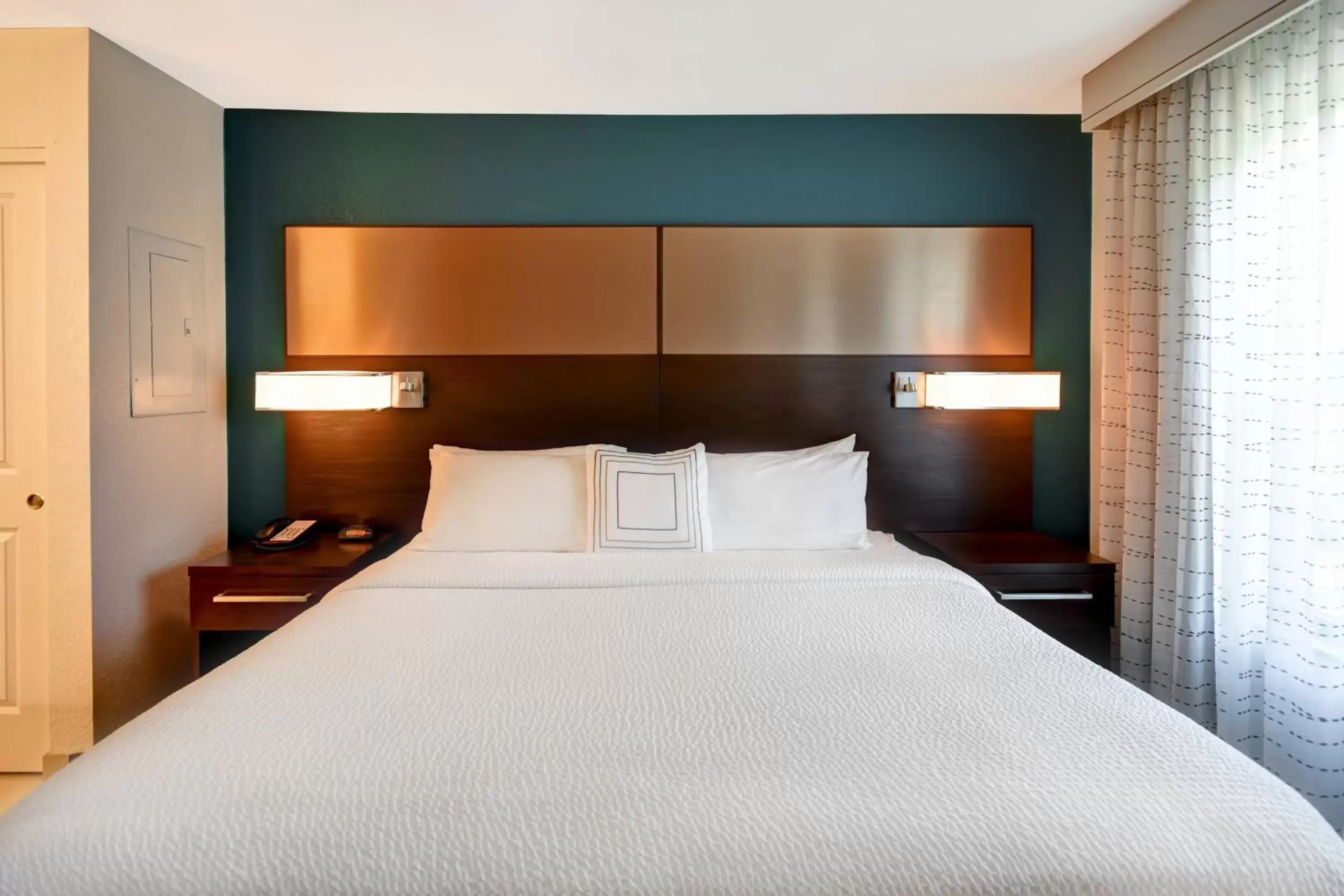 Bedroom, Bed in Residence Inn by Marriott Springfield Chicopee