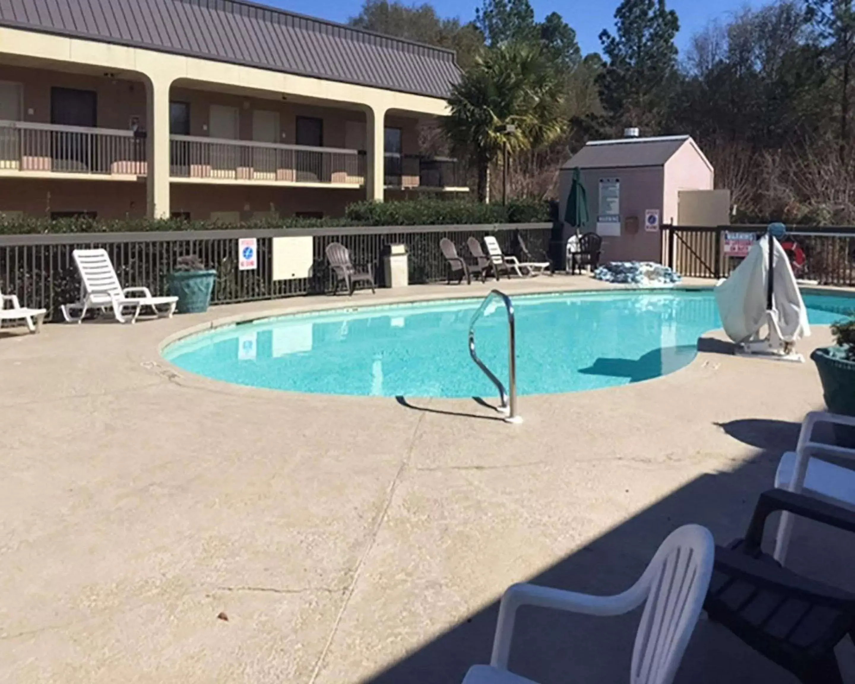 On site, Swimming Pool in Econo Lodge Cordele