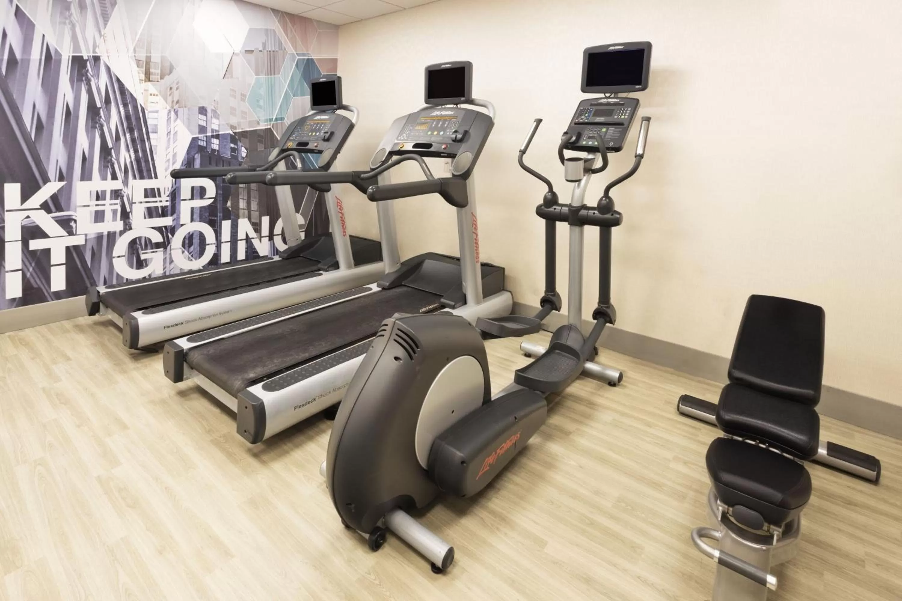 Fitness centre/facilities in SpringHill Suites Birmingham Colonnade