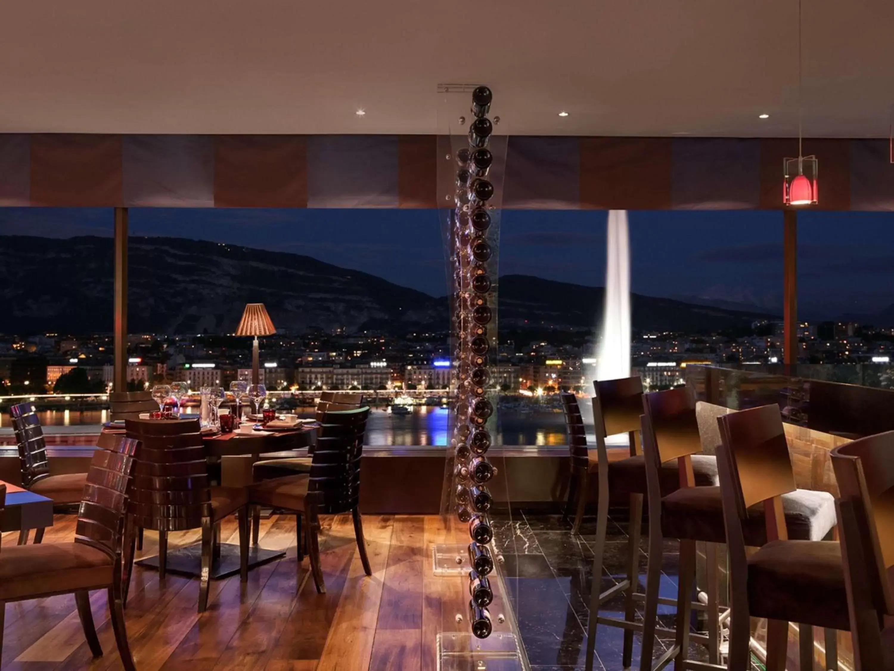 Restaurant/Places to Eat in Fairmont Grand Hotel Geneva