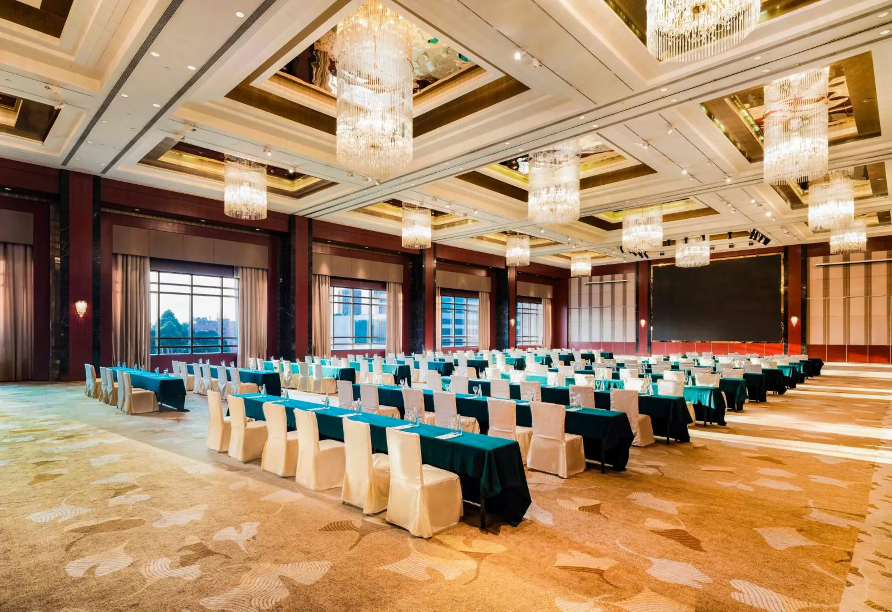 Banquet/Function facilities in Sheraton Dongguan Hotel