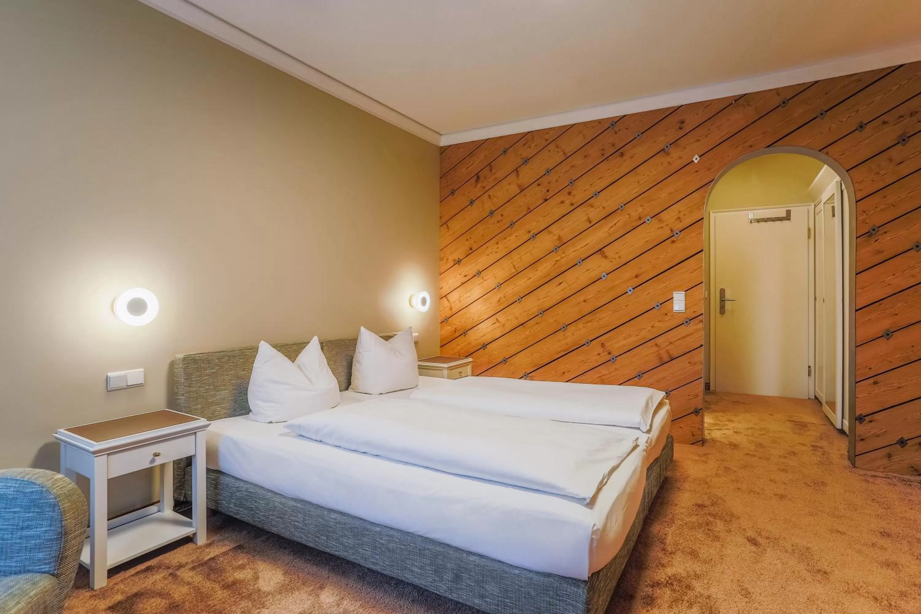 Photo of the whole room, Bed in Hotel - Restaurant Erich Rödiger