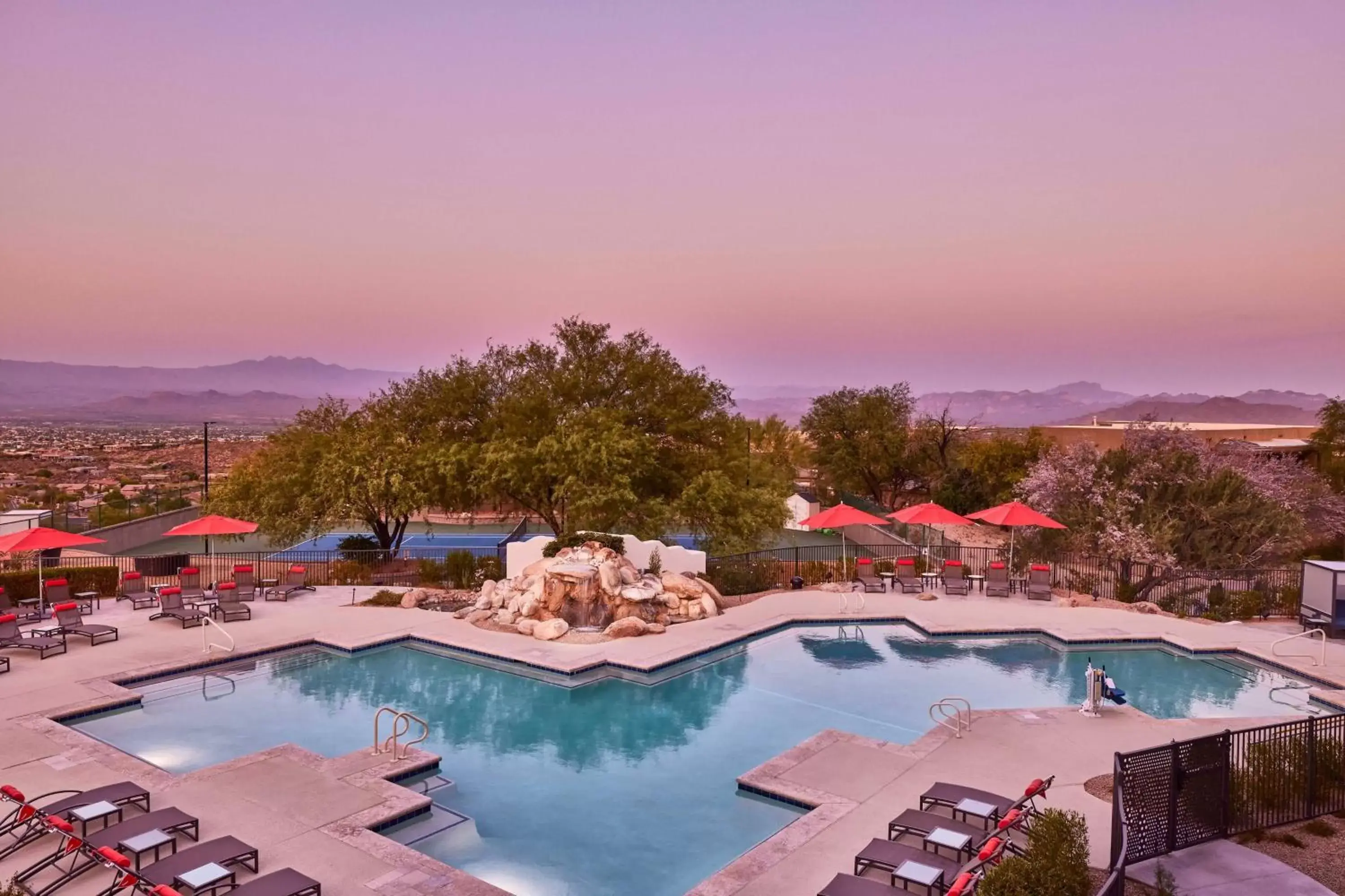 Swimming pool, Pool View in ADERO Scottsdale Resort, Autograph Collection