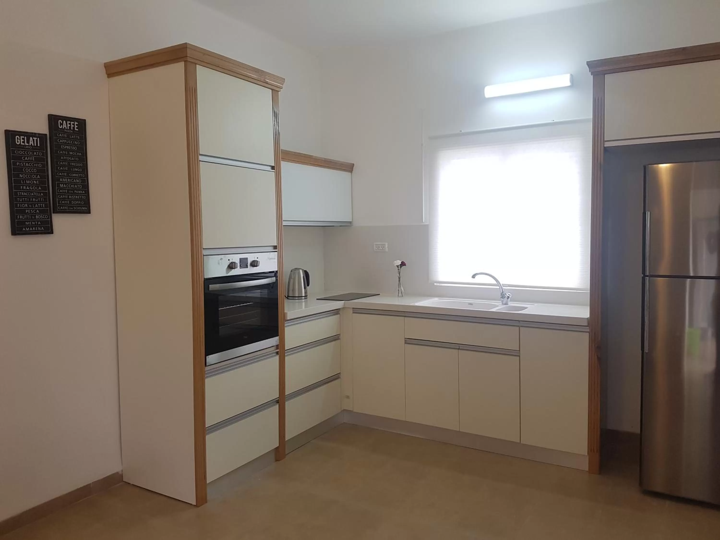 Kitchen or kitchenette in אבני החושן- Avnei Hoshen