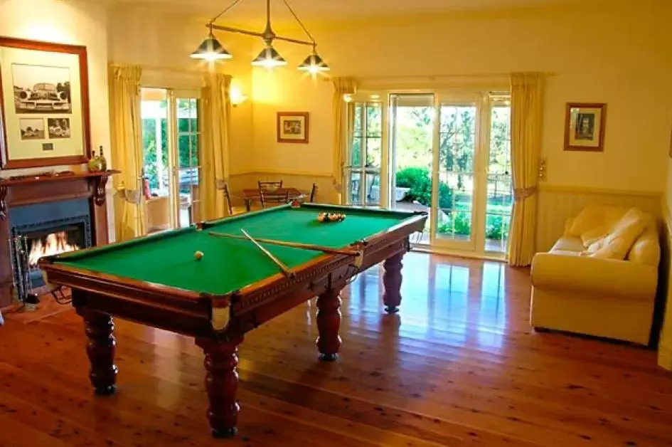 Game Room, Billiards in Pericoe Retreat