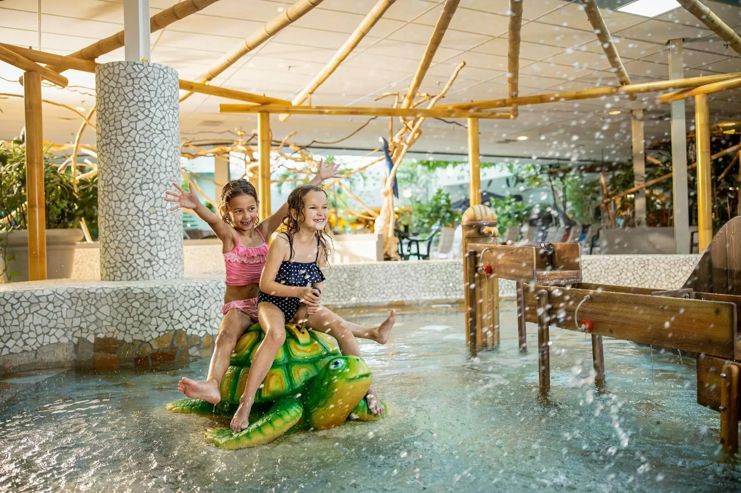 Swimming pool in Beachhotel Zandvoort by Center Parcs