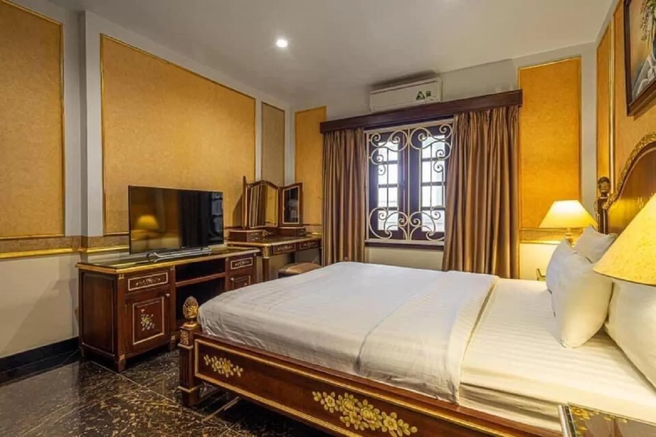 Bedroom, Bed in 345AB Sai Gon Hotel