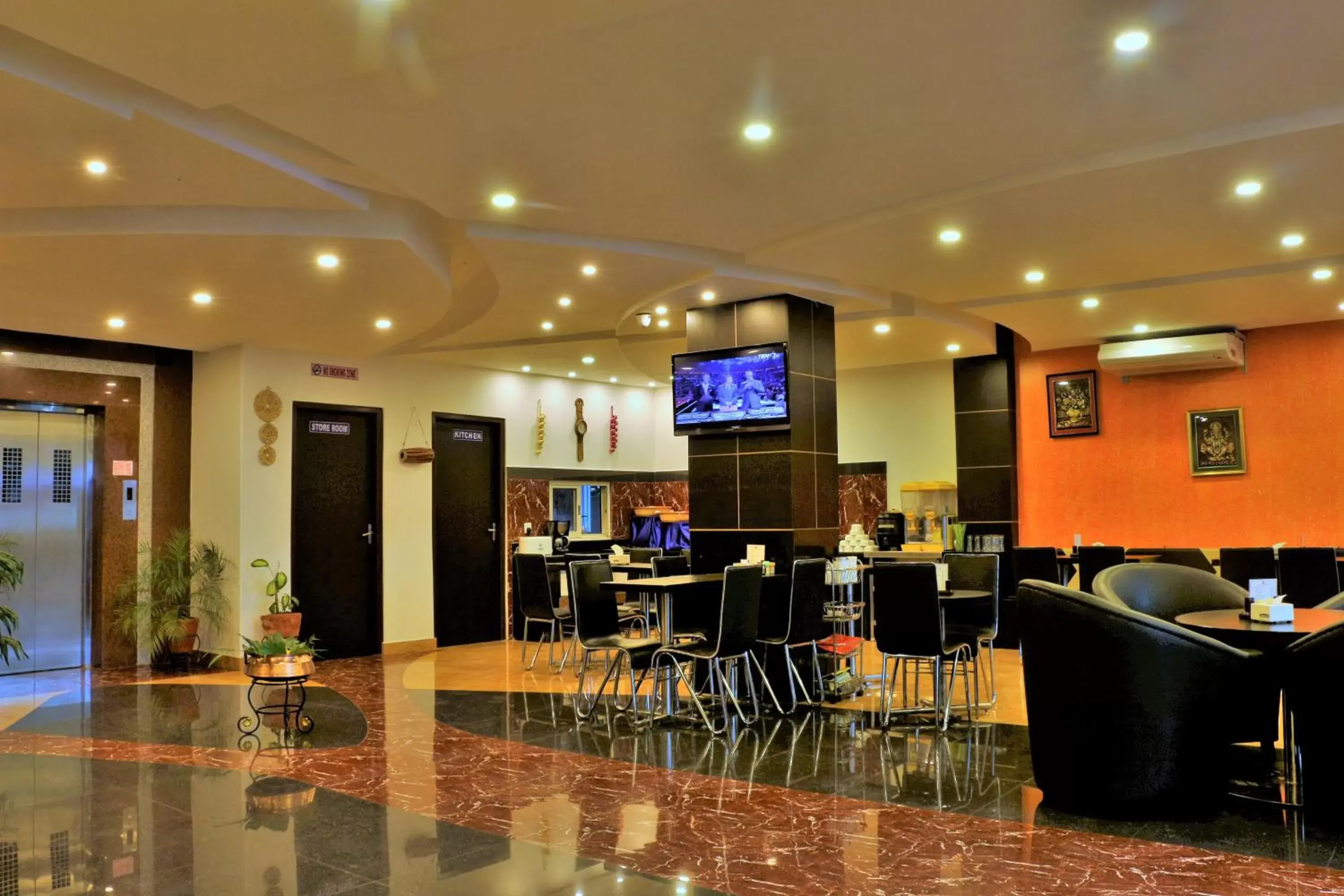 Restaurant/Places to Eat in Hotel City Inn - Mountain View