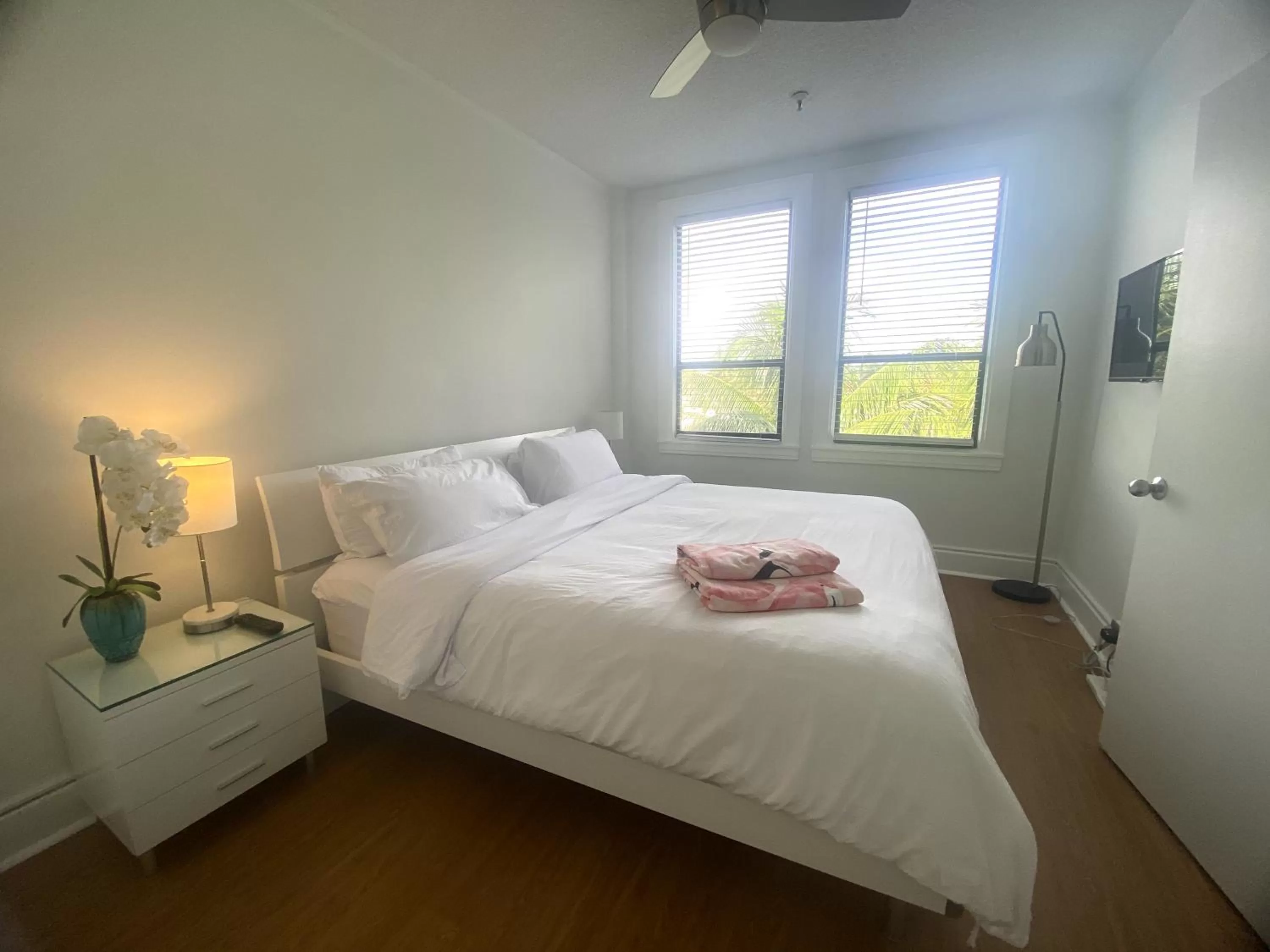 Bed in Tropicals of Palm Beach